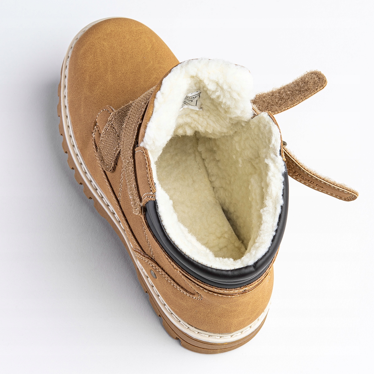 Trzewiki trapery ocieplane BIEŻNIK rzepy Wojtyłko Materiał skóra ekologiczna