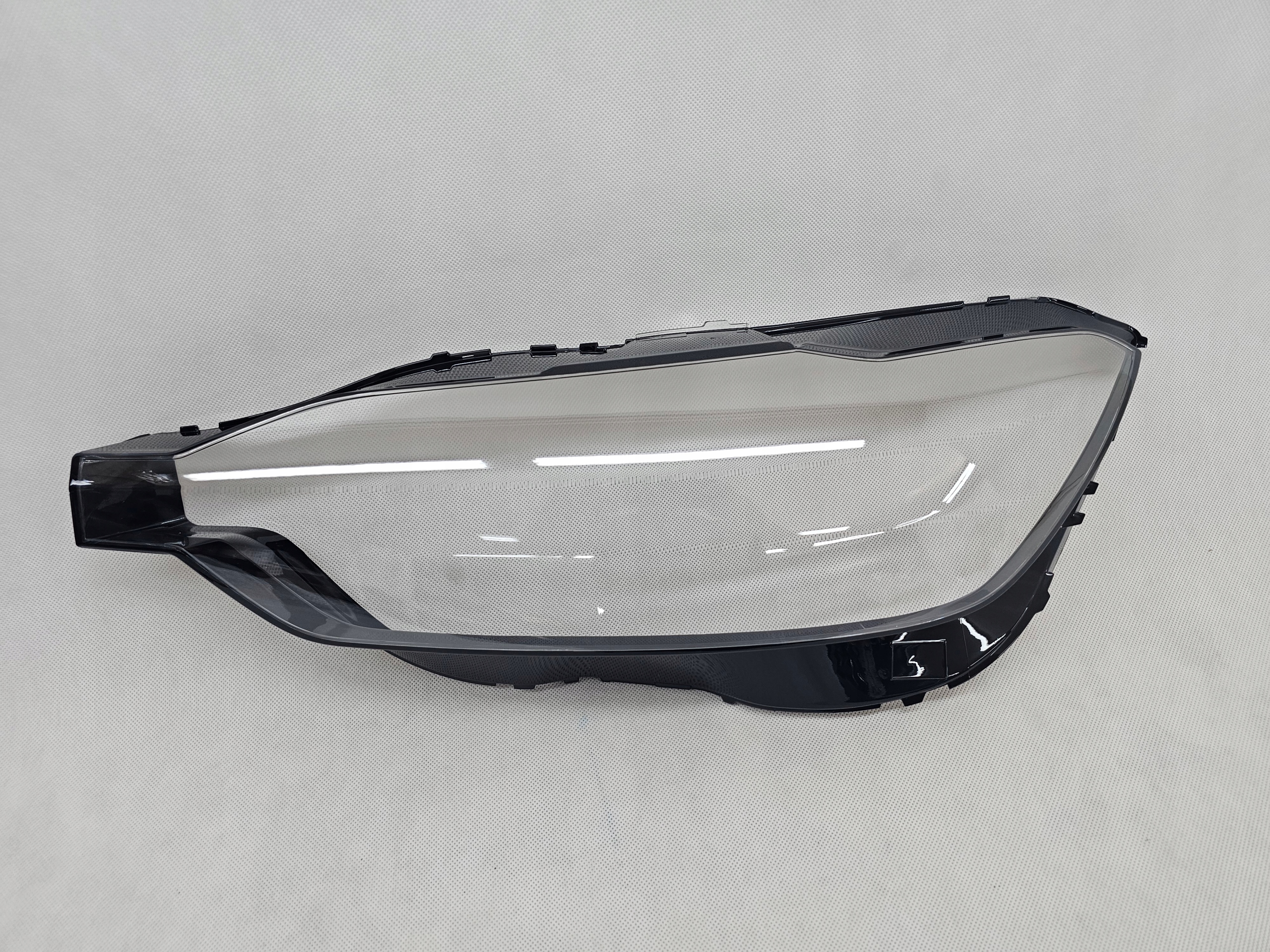 VOLVO XC60 II 2017-2024 KLOSZ LAMPY PRZÓD PRZEDNIEJ LEWY FULL LED MID LED