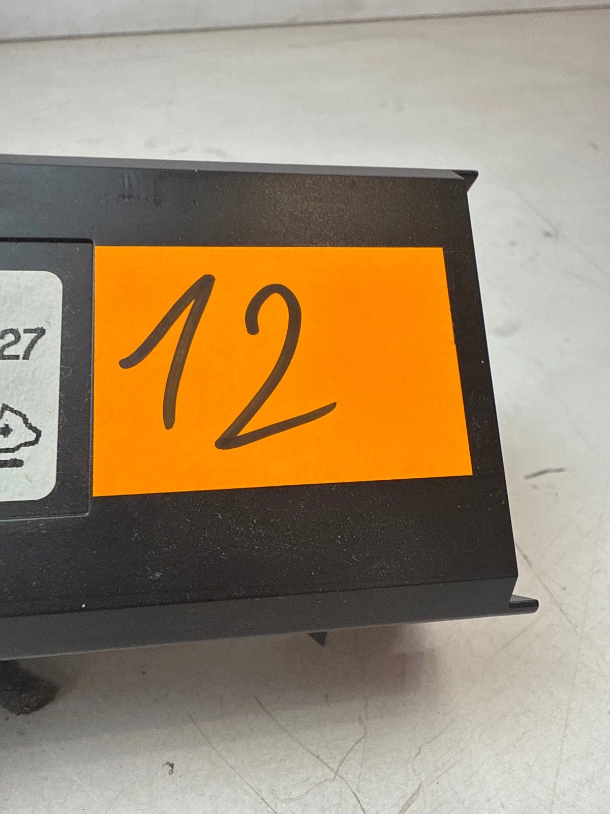 module control unit air conditioning devices of the air conditioning Opel Astra IV J