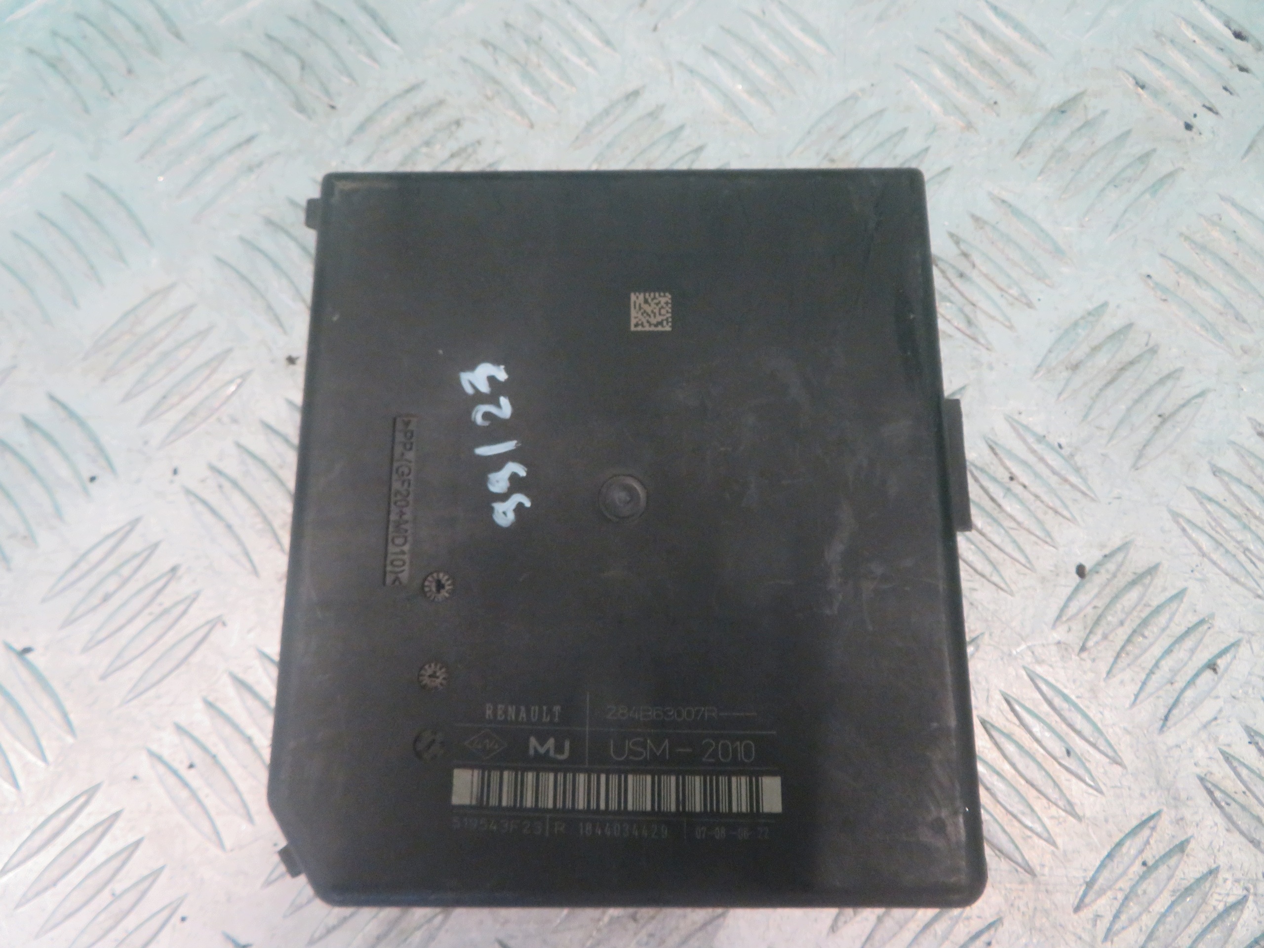 unité de commande électronique uce module USM RENAULT MASTER OPEL MOVANO 22R 284B63007R