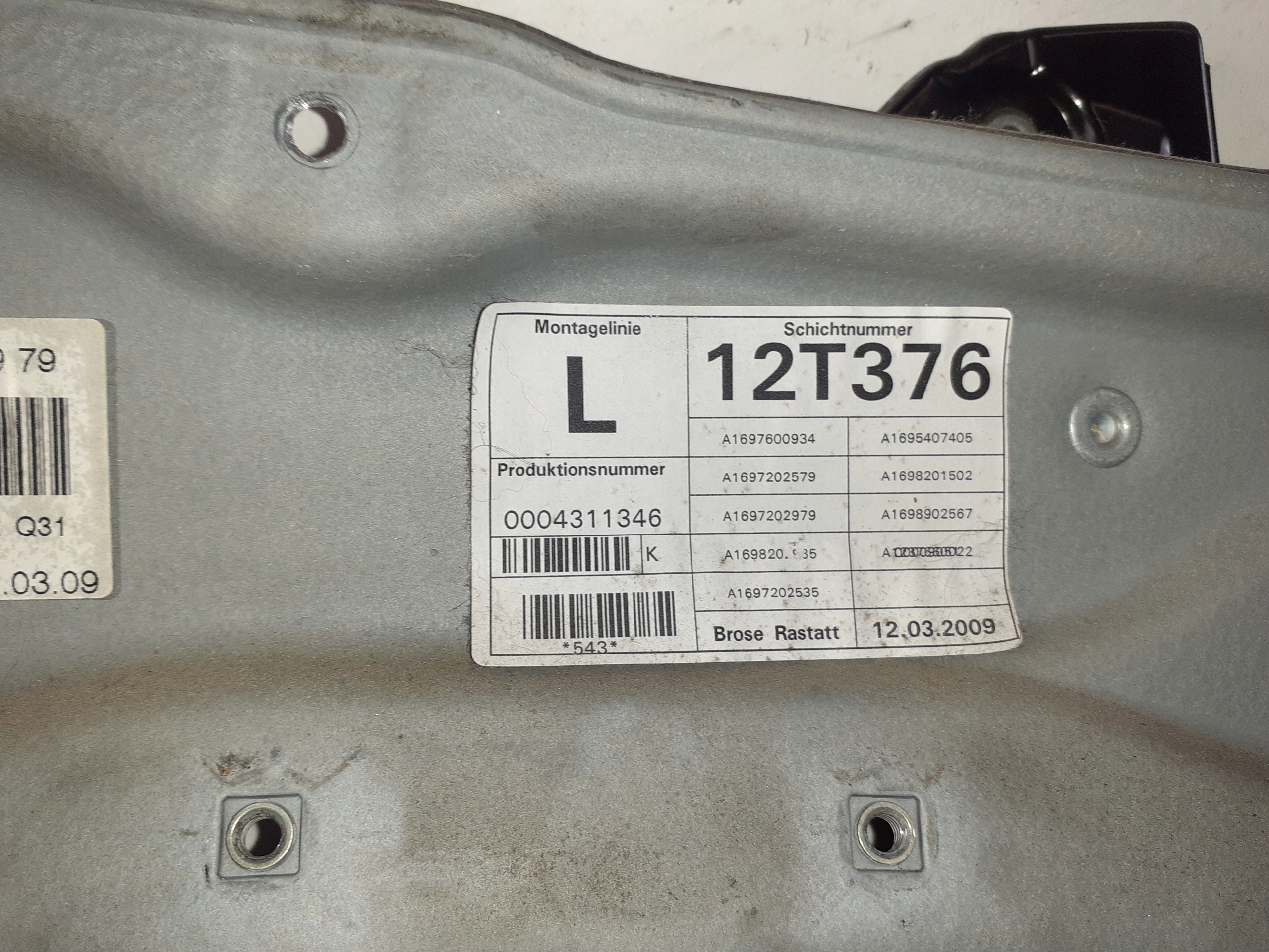 MERCEDES B W245 lift front left