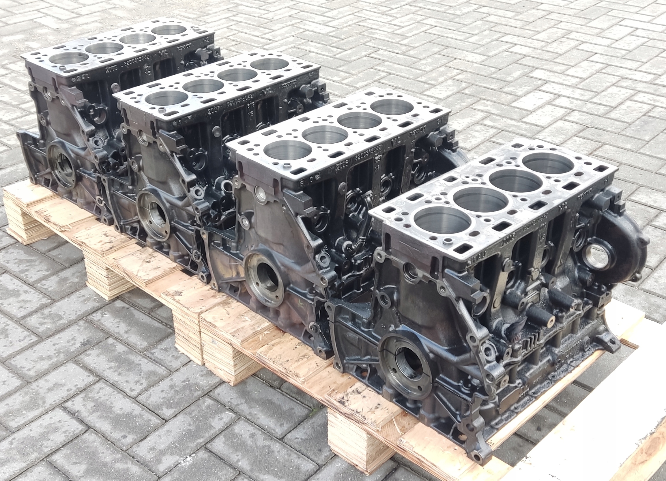 BLOK Motore RENAULT TRAFIC 2.5 DCI 01-10r G9U