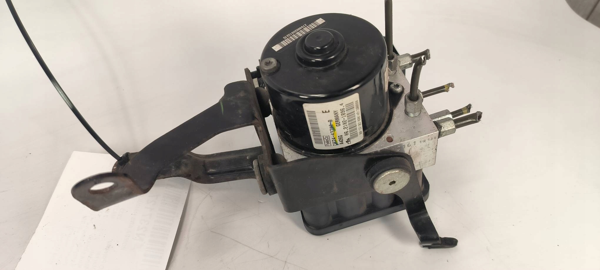 pump ABS brake DP74-437A0-B MAZDA 2 II DE