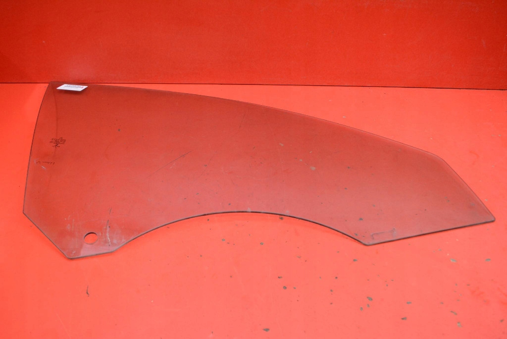 window side right front front MERCEDES CLA C117 sedan 13-16