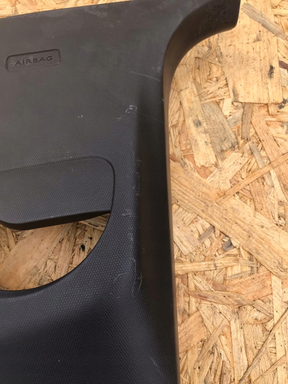 Blende Abdeckung SLUPKA SRODKOWEGO DS3 rechts 9820799277