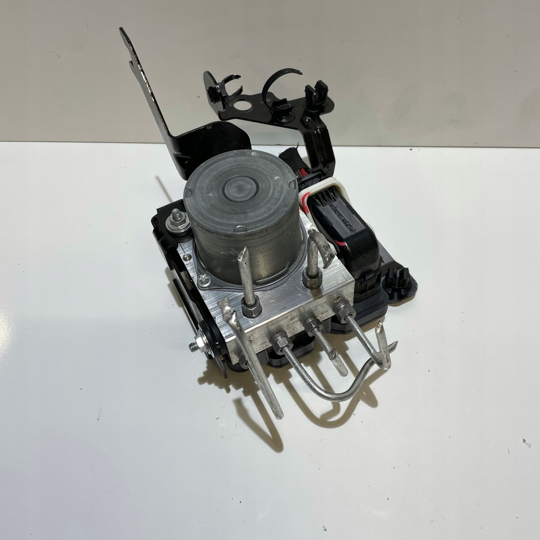 RENAULT CAPTUR II E-TECH HYBYRDA ABS 476606631R