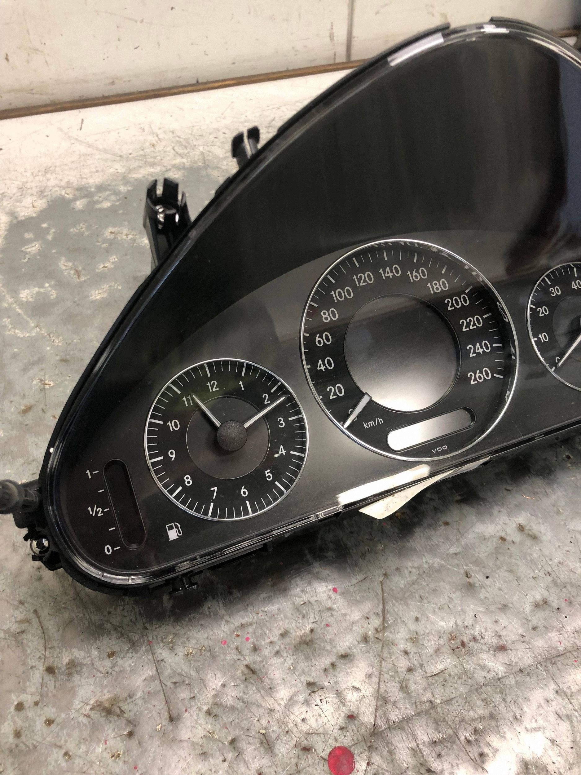 dials dials MERCEDES W211 A2115403748