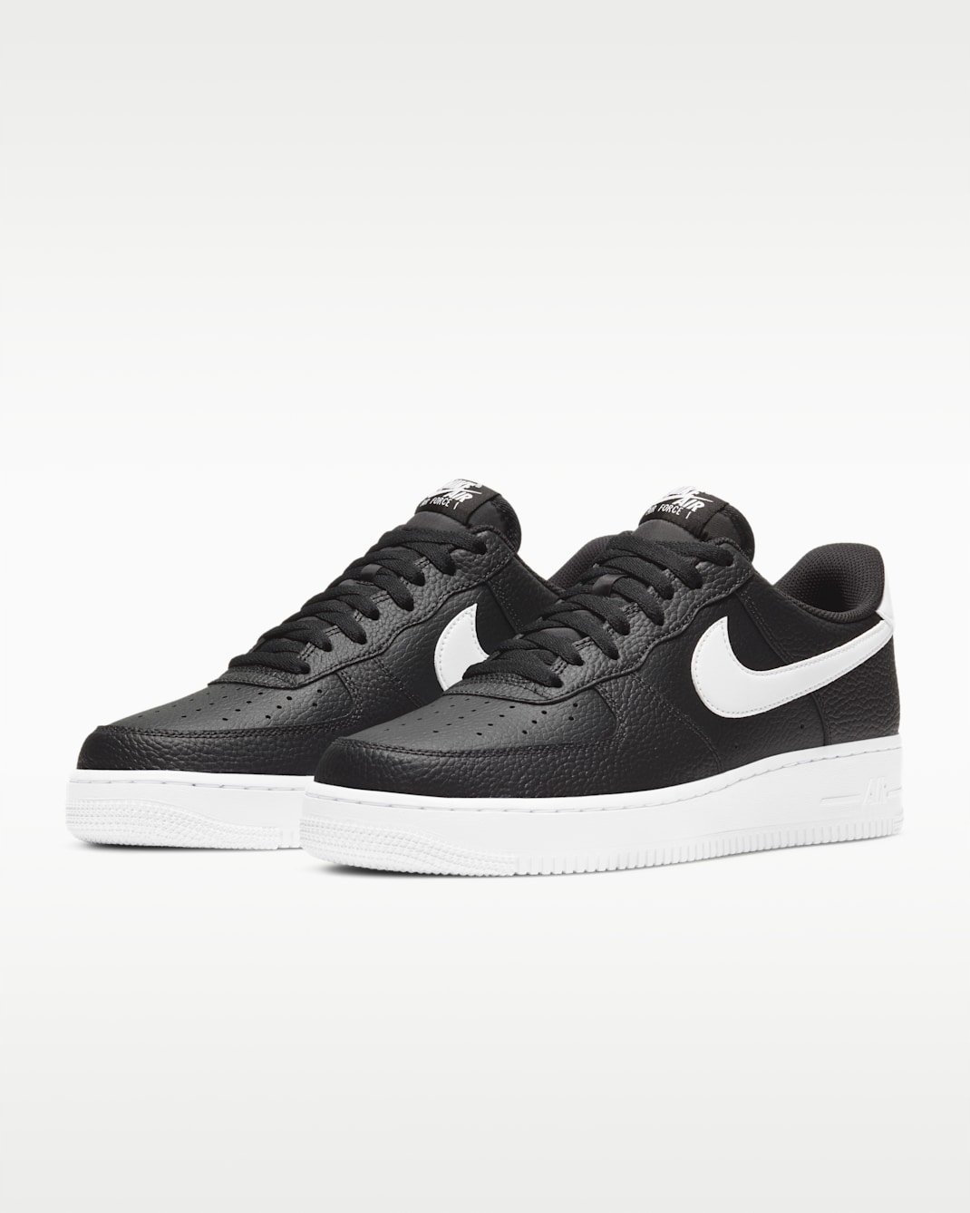 Unisexová sportovní obuv Nike Air Force 1 '07 černá CT2302-002 vel. 40