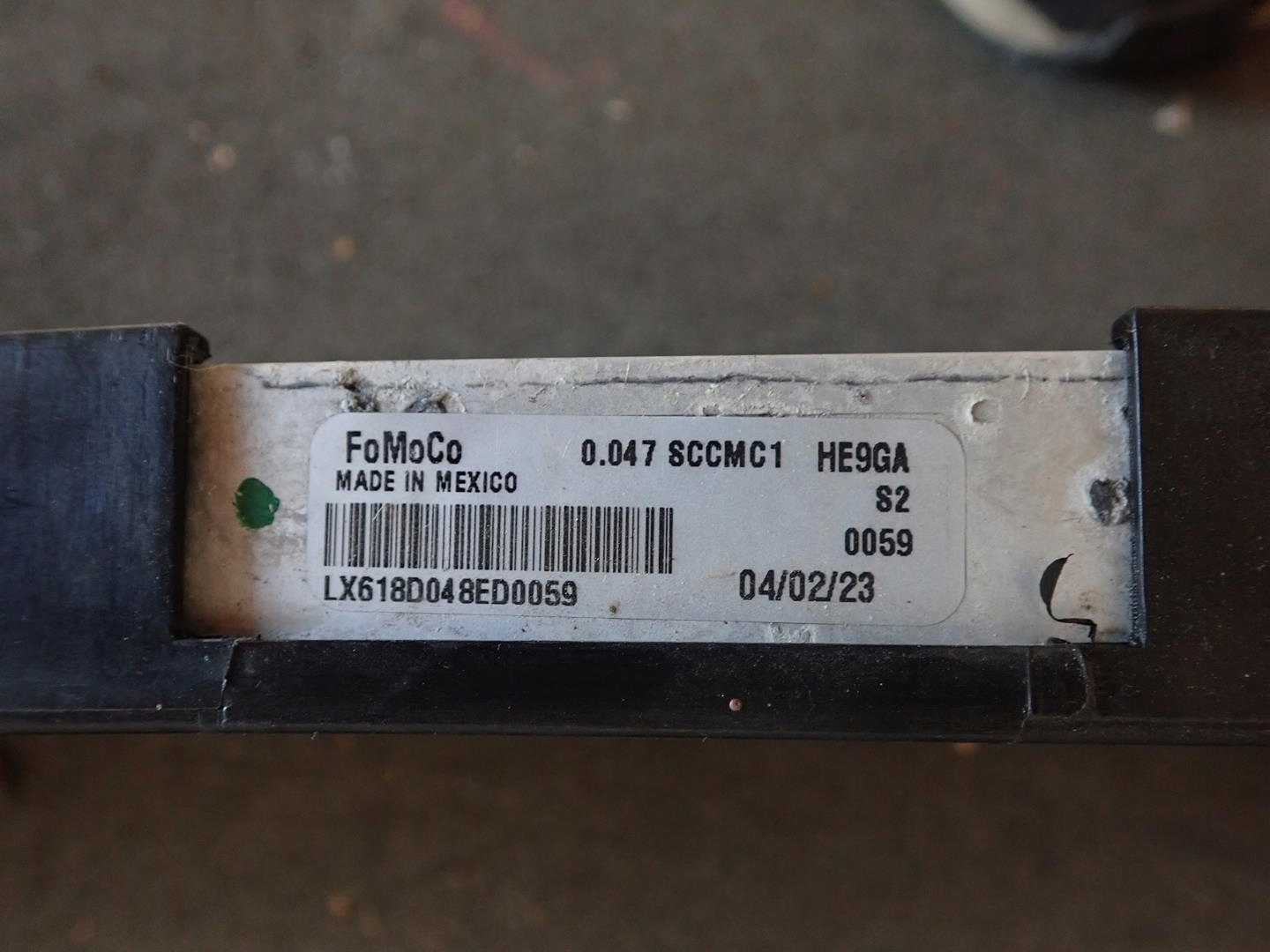 Chłodnica dodatkowa FORD KUGA MK3 2020- LX61-8D048-ED Numer katalogowy części LX61-8D048-ED