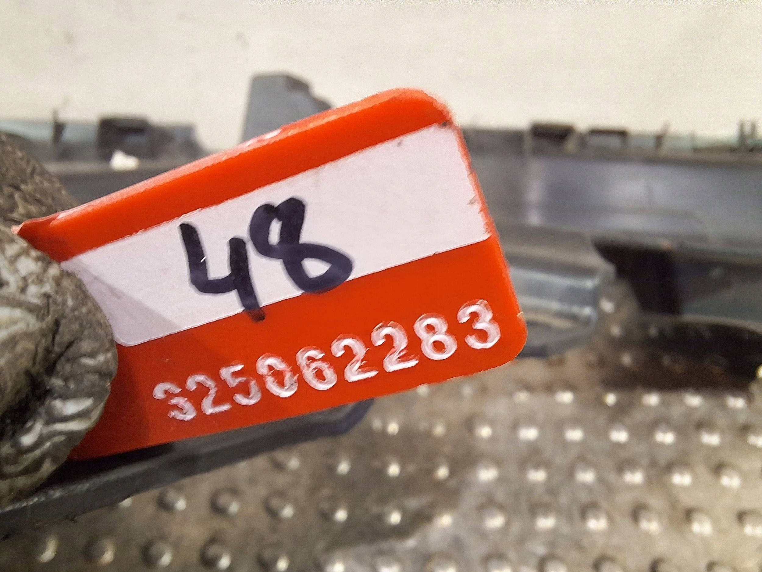 upholstery left side 769003577R RENAULT TWIZY