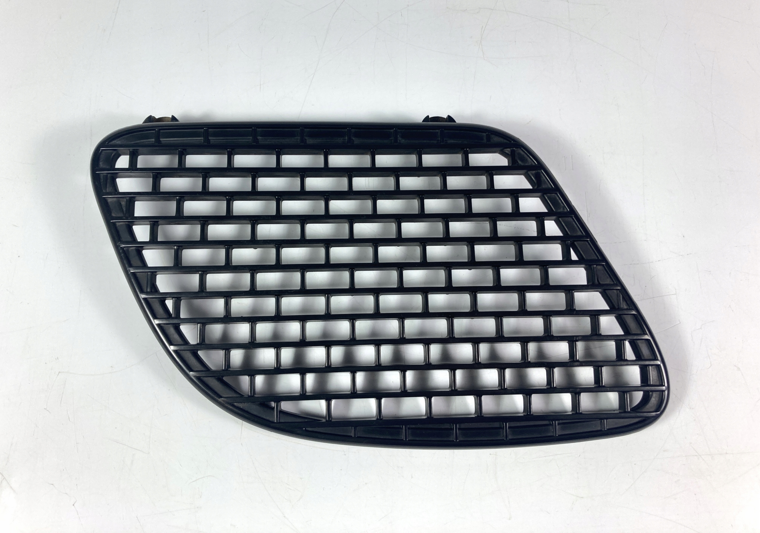 Dodge Challenger Hellcat 2015-23 grid intake bonnets przedniej right