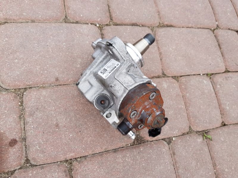 Паливний насос Opel Insignia 0445010759