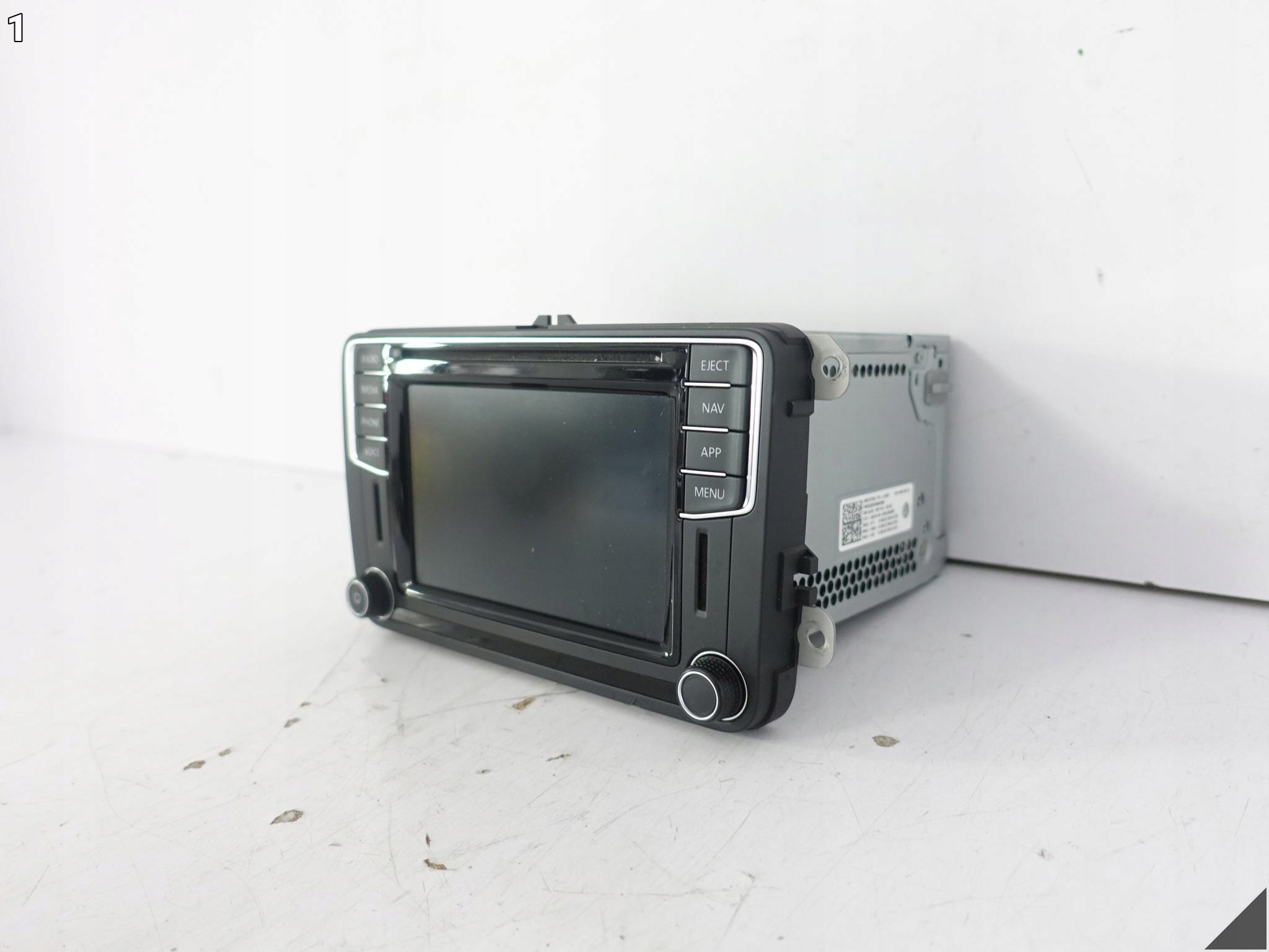 VW AMAROK and 2H0 CADDY III SHARAN II RADIO display navigation MIB STD2