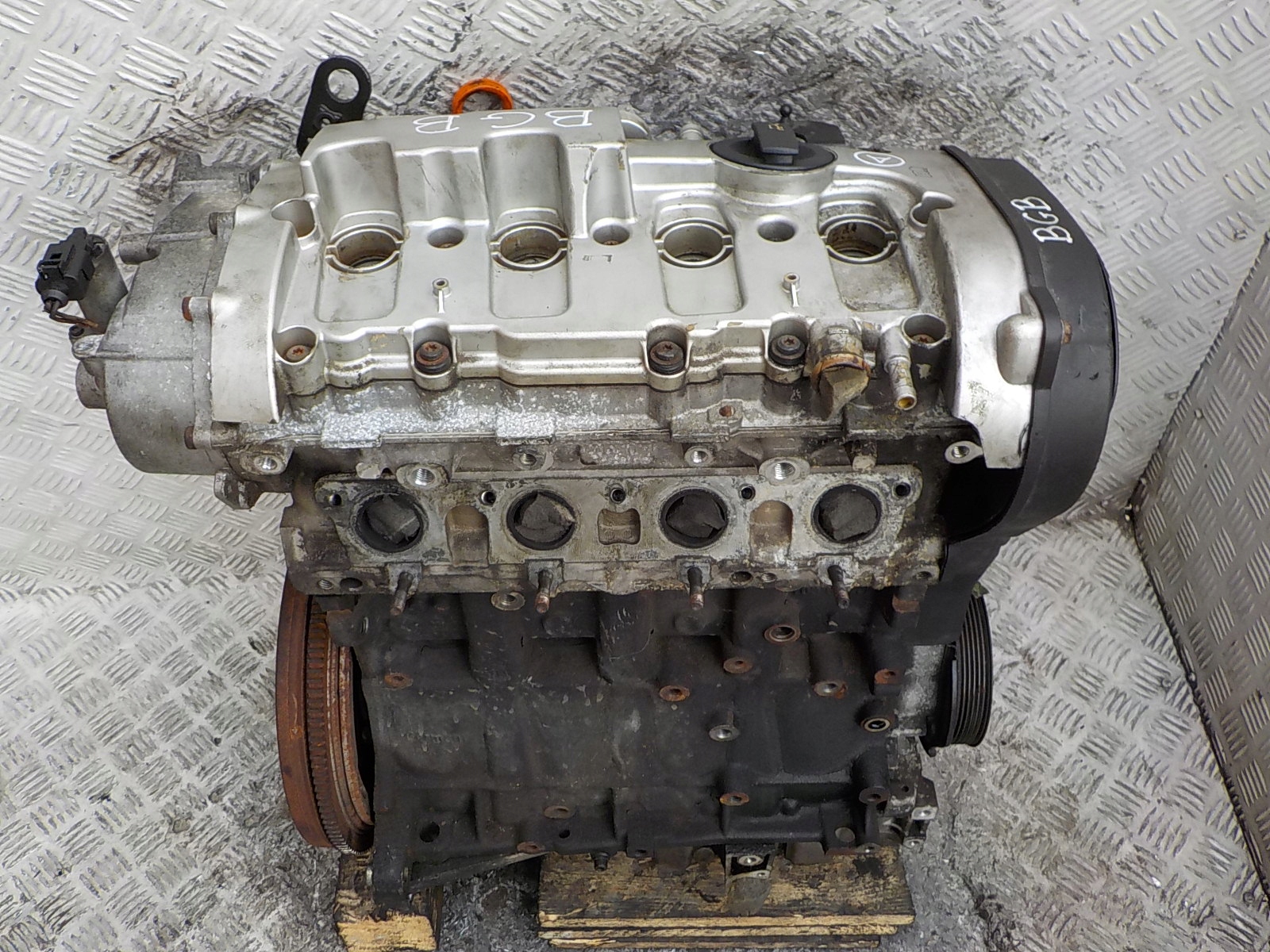 AUDI A4 B7 engine 2.0 TFSI 200 KM BGB
