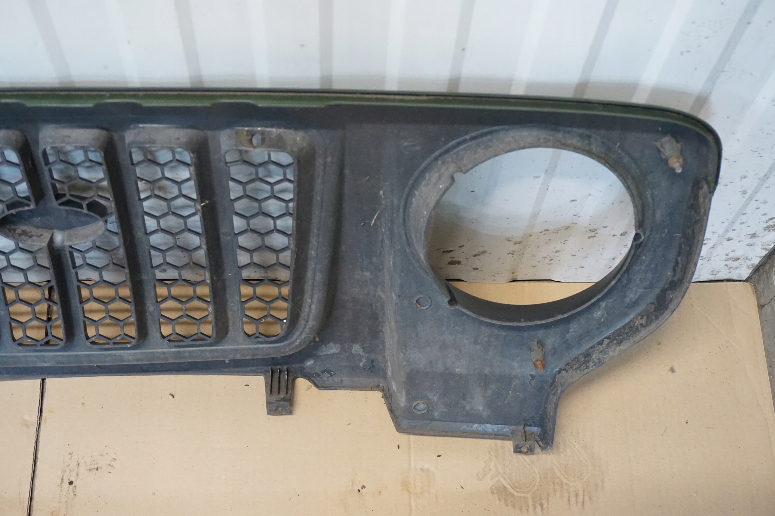 Kia Retona CE Kühlergrill FRONTGRILL Kühlergitter - Thumbnail 12