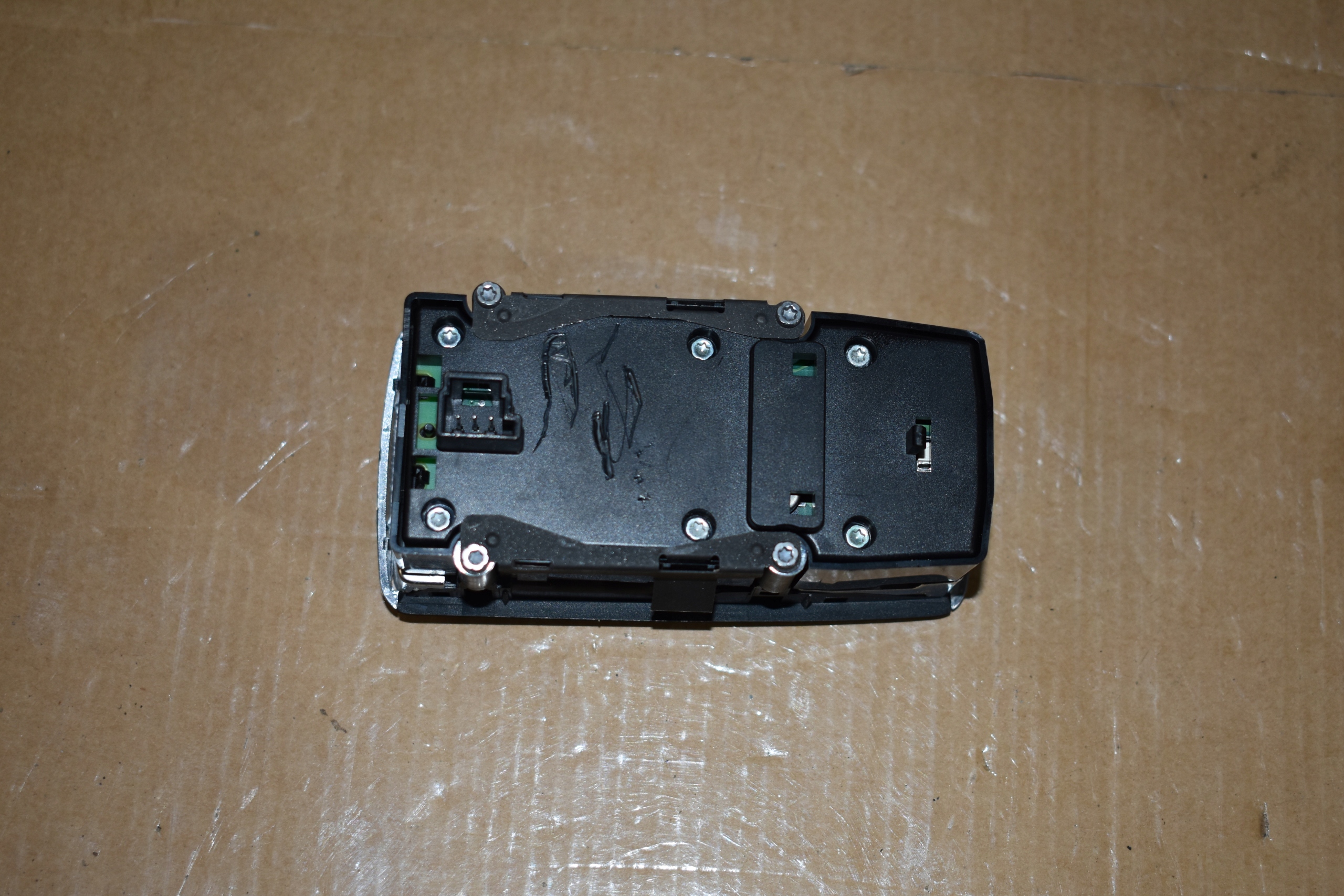 control panel of the window MERCEDES W231 W204 1