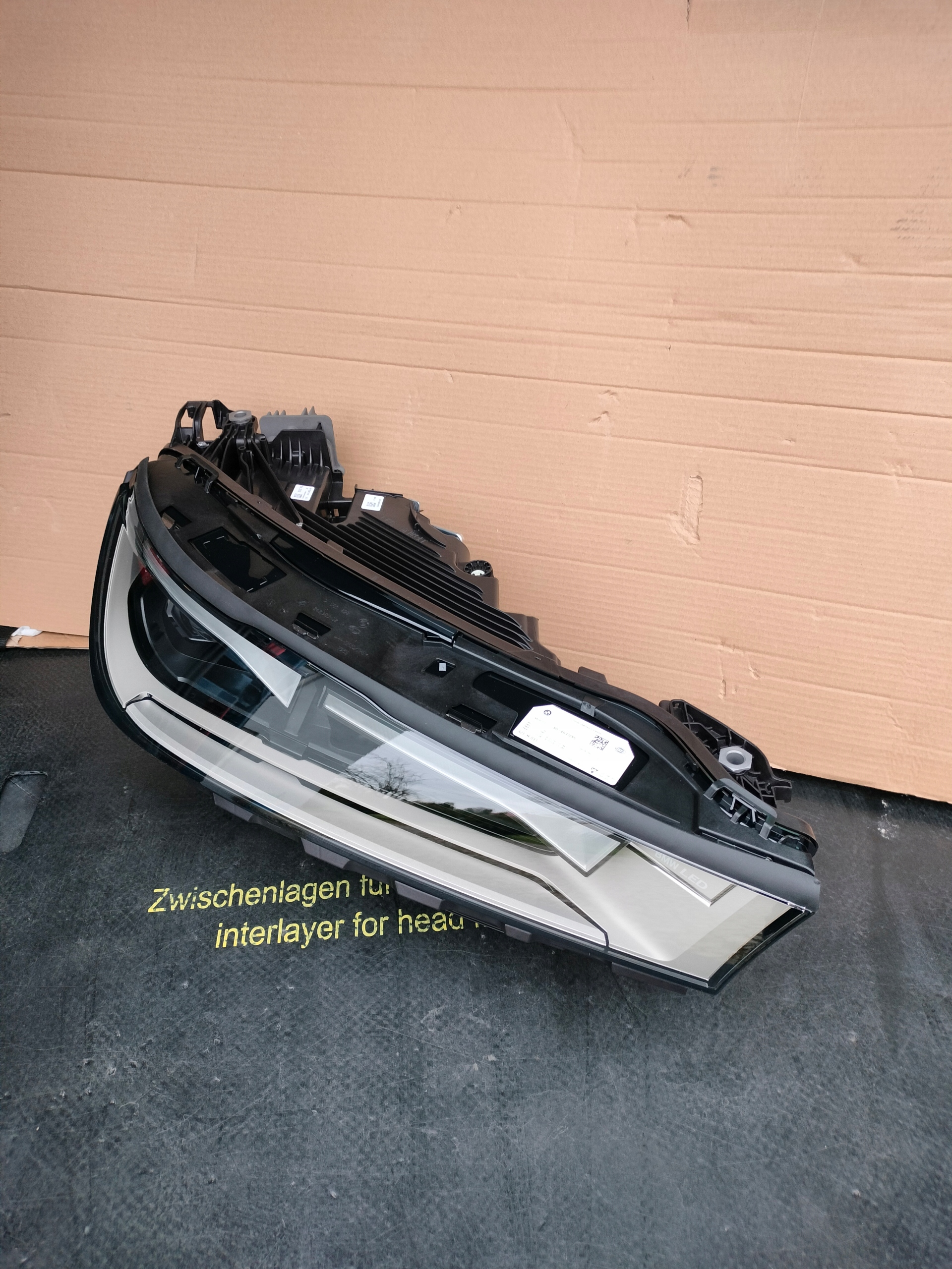 LAMPA PRAWA BMW IX20 I20 M60 full led Typ samochodu 4x4/SUV