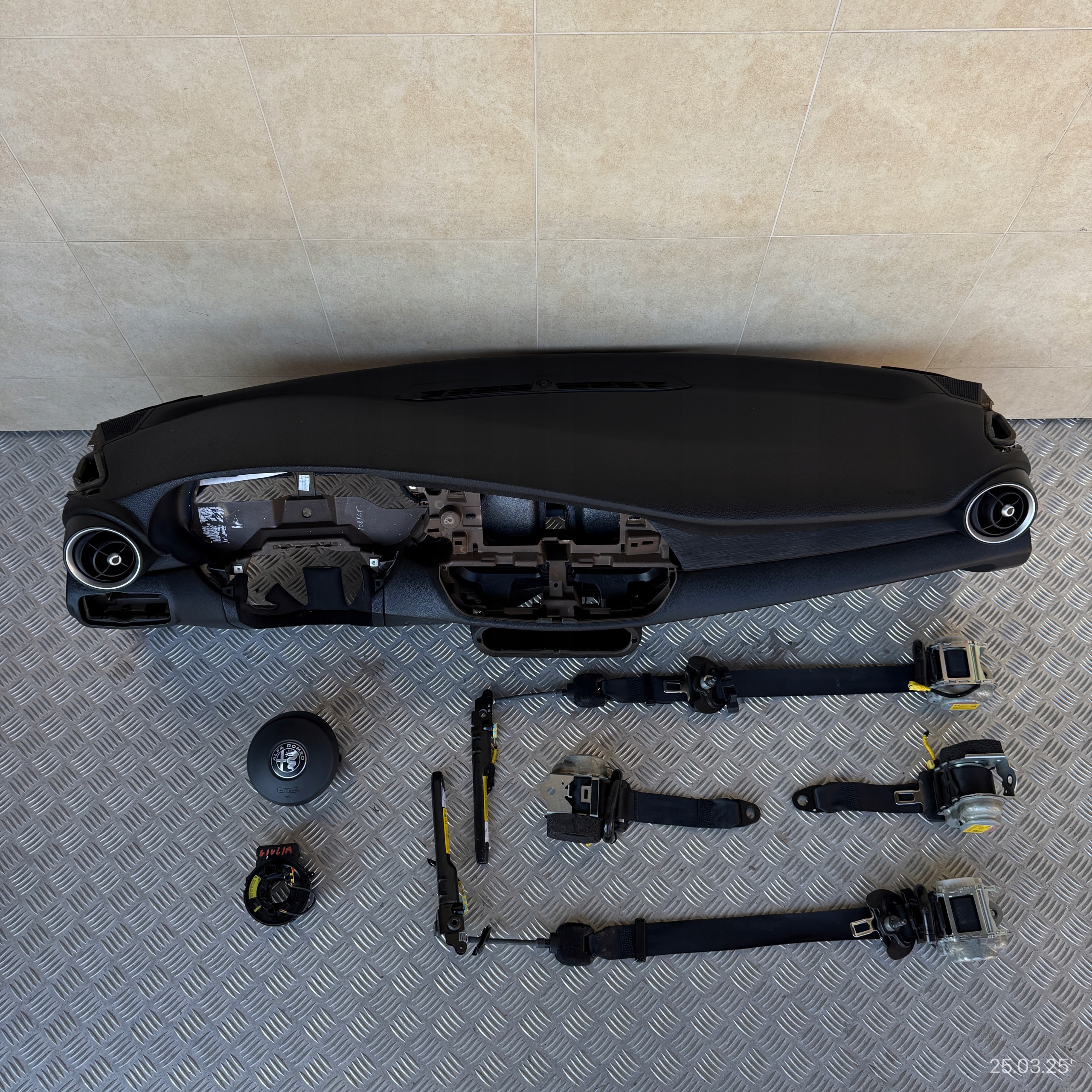 dashboard complete airbag console tension belts cockpit ALFA ROMEO GIULIA 2019 ROK