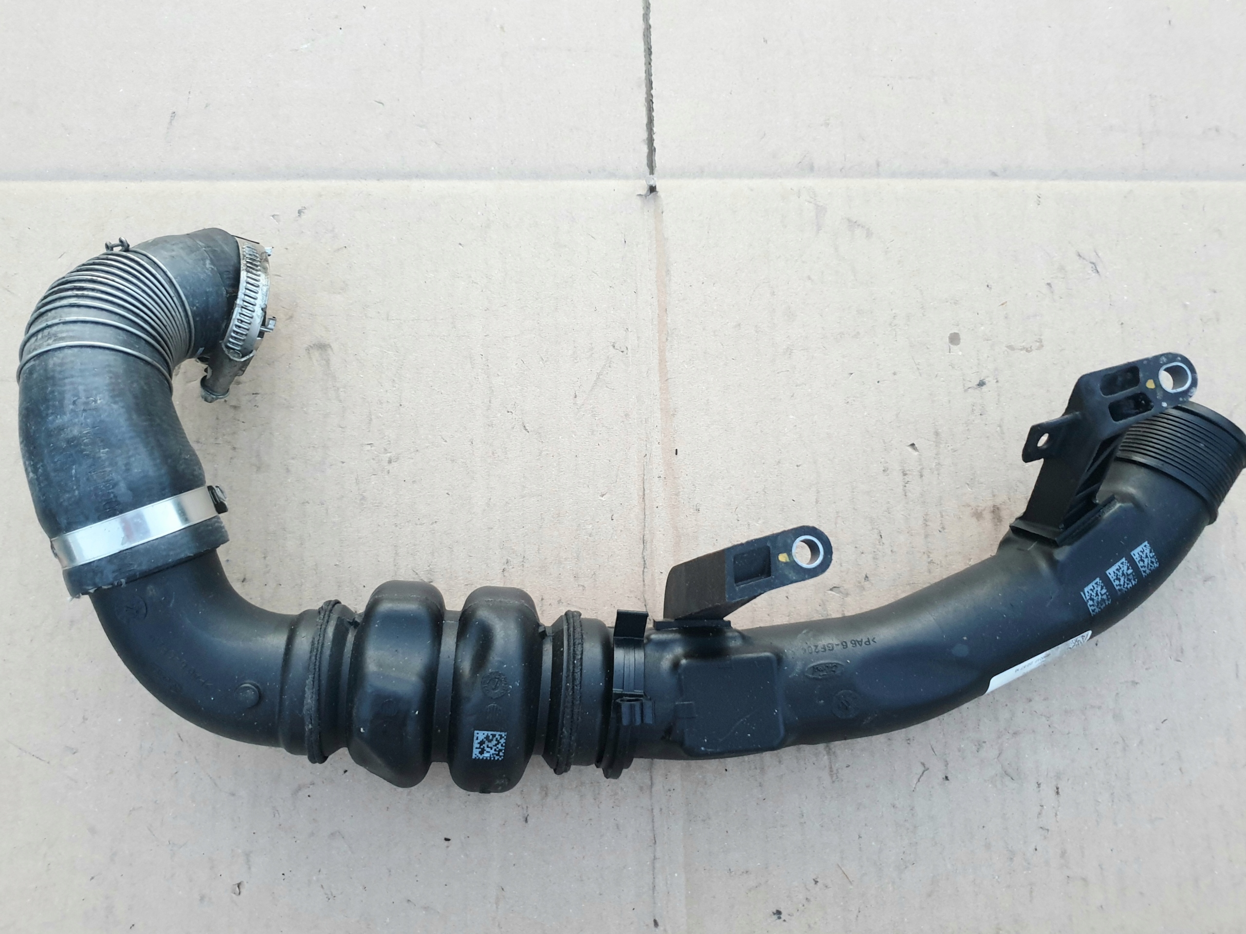 DS73-6C646-FK DS736C646FK - ВОЗДУХОЗАБОРНИК FORD MONDEO MK5 DS73-6C646