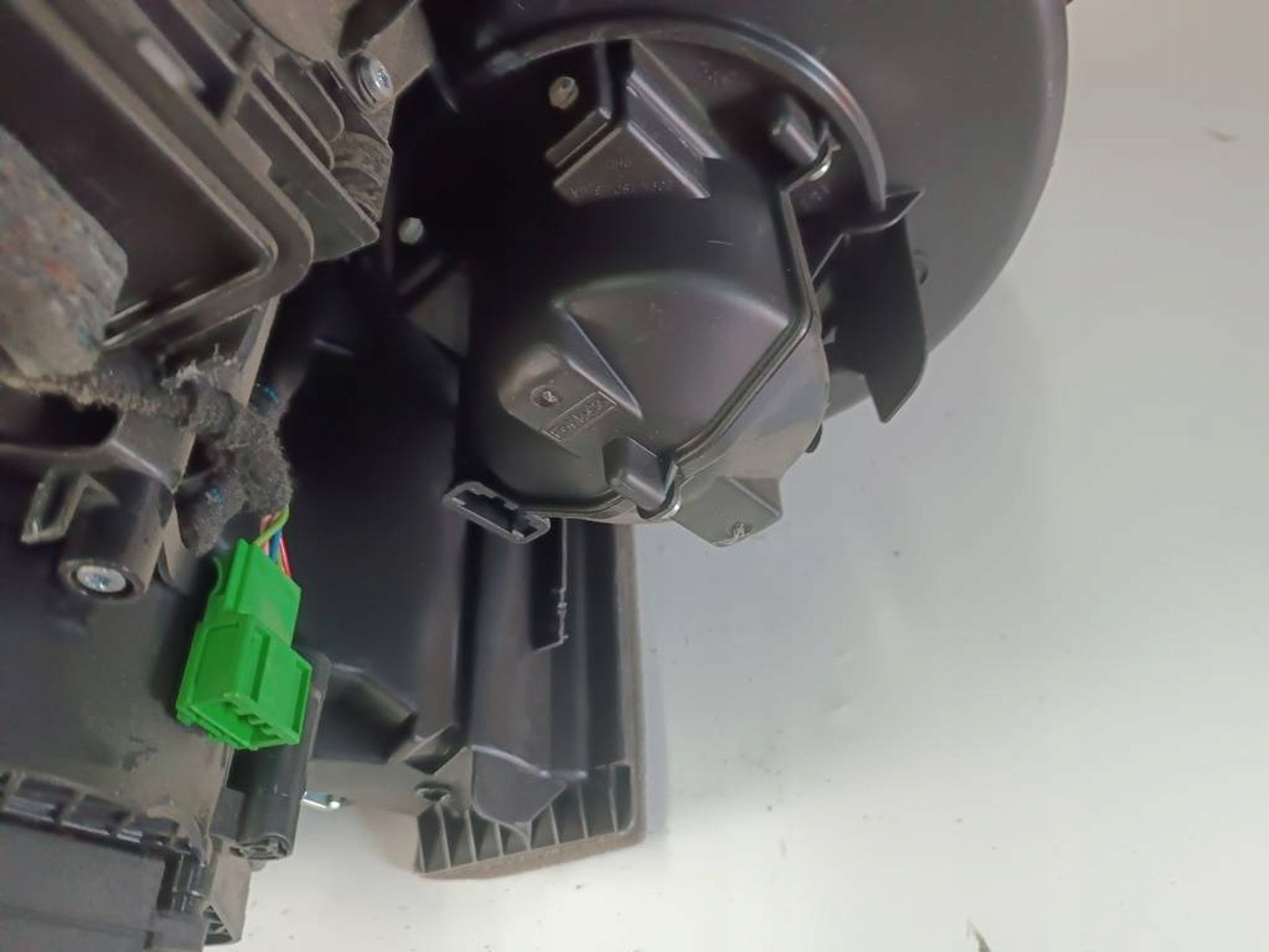 volvo XC70 II 2009 V70 III радиатор отопителя европа