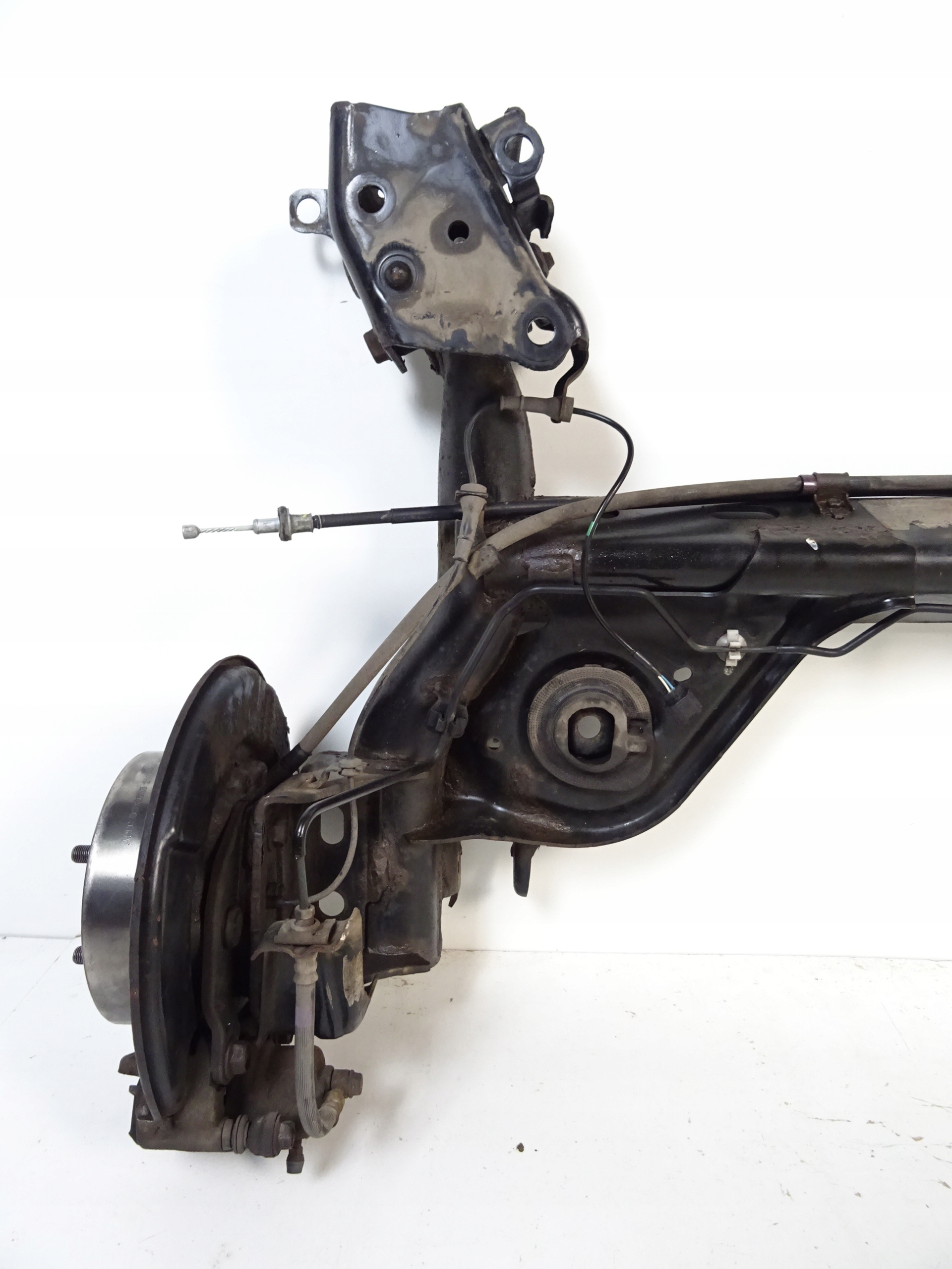 NISSAN JUKE LIFT 1.2 BENZYNA BELKA ZAWIESZENIA TYŁ TARCZE 2011-2019 Typ samochodu Samochody osobowe