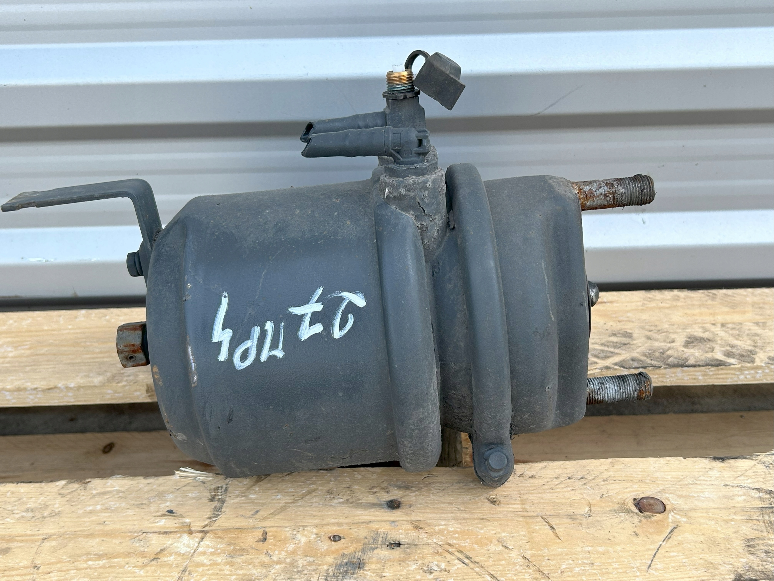 SIŁOWNIK HAMULCOWY MERCEDES ACTROS MP4 A0244201918