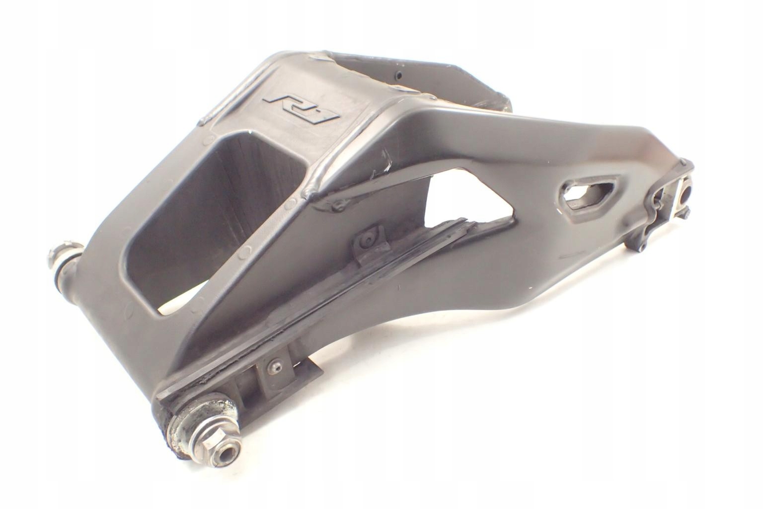 Yamaha YZF R1 RN32 15- Wahacz tył