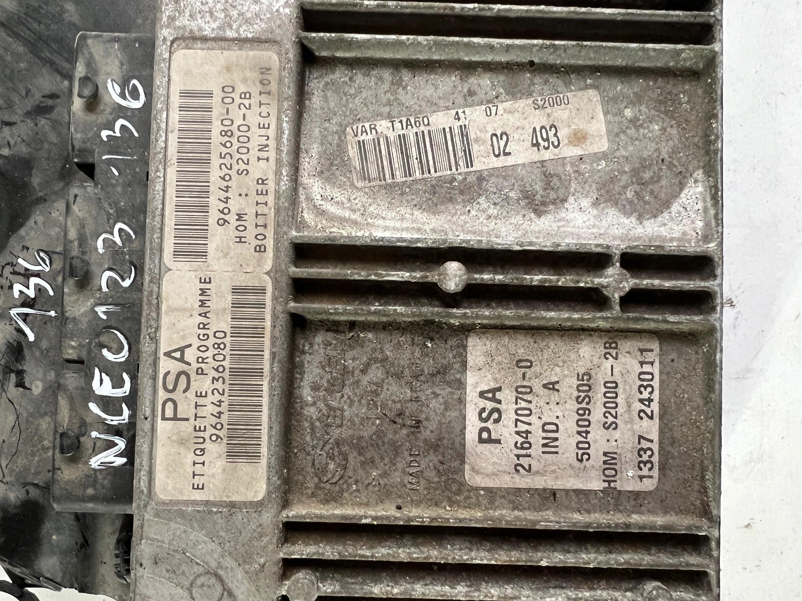 PEUGEOT ECU 9644625680 9644236080 computer