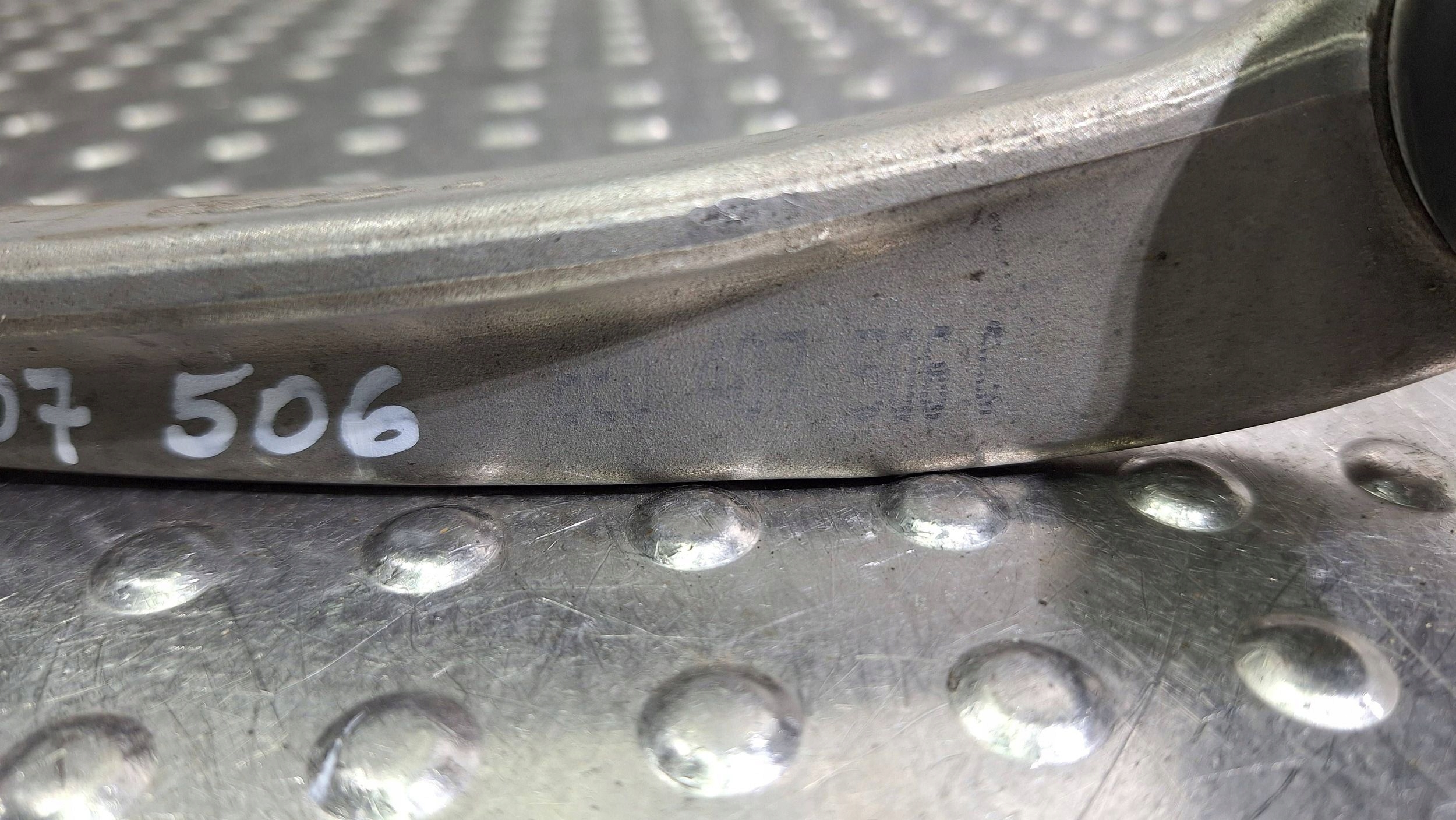 arm right front upper original 8E0407506C AUDI A4 B6 B7 A6 C5 SEAT EXEO