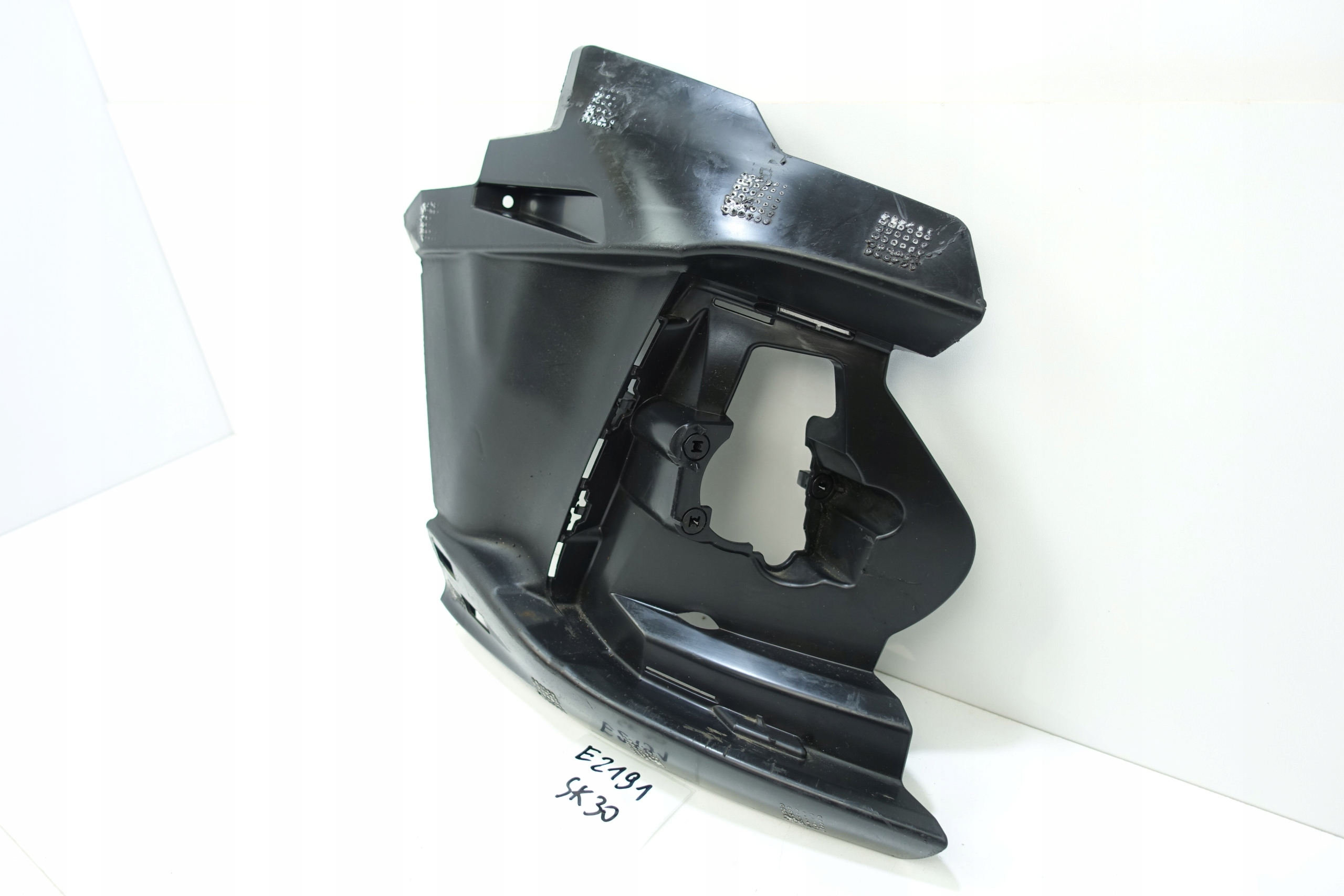support holder fog lights right front FORD FOCUS IV JX7B-17E888-S