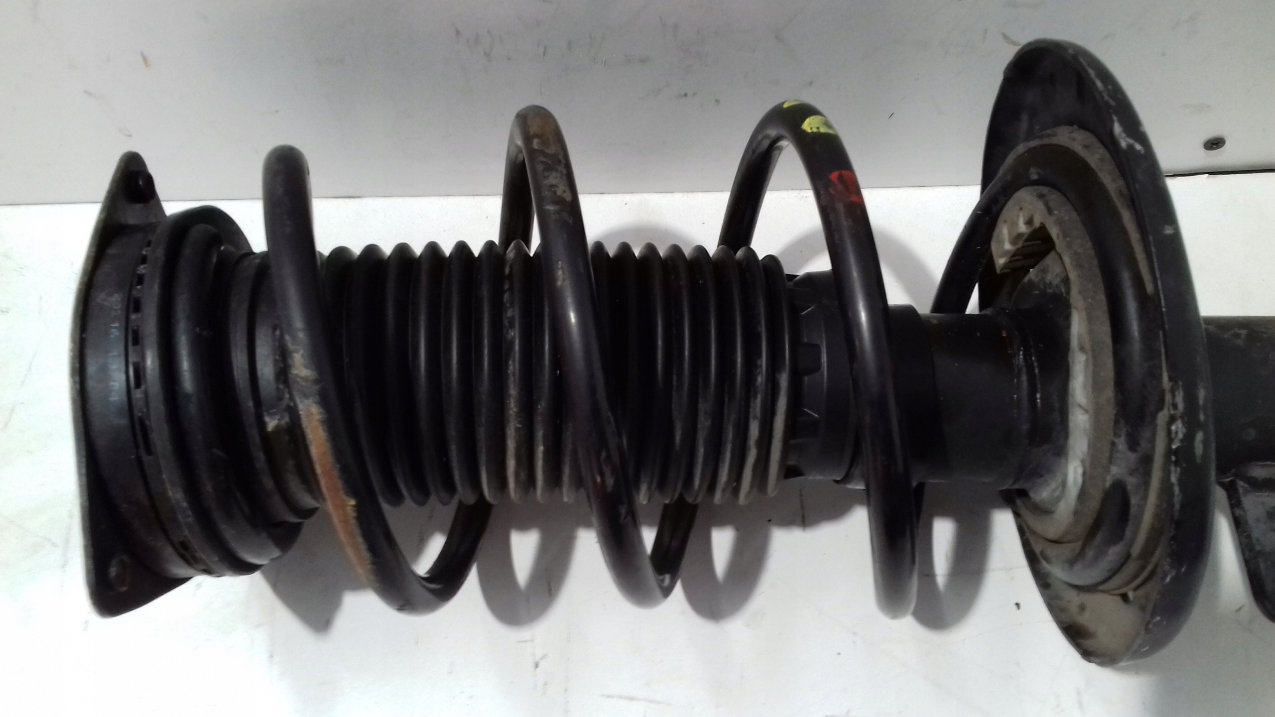 PEUGEOT 208 II shock absorber left front McPherson 98311683800