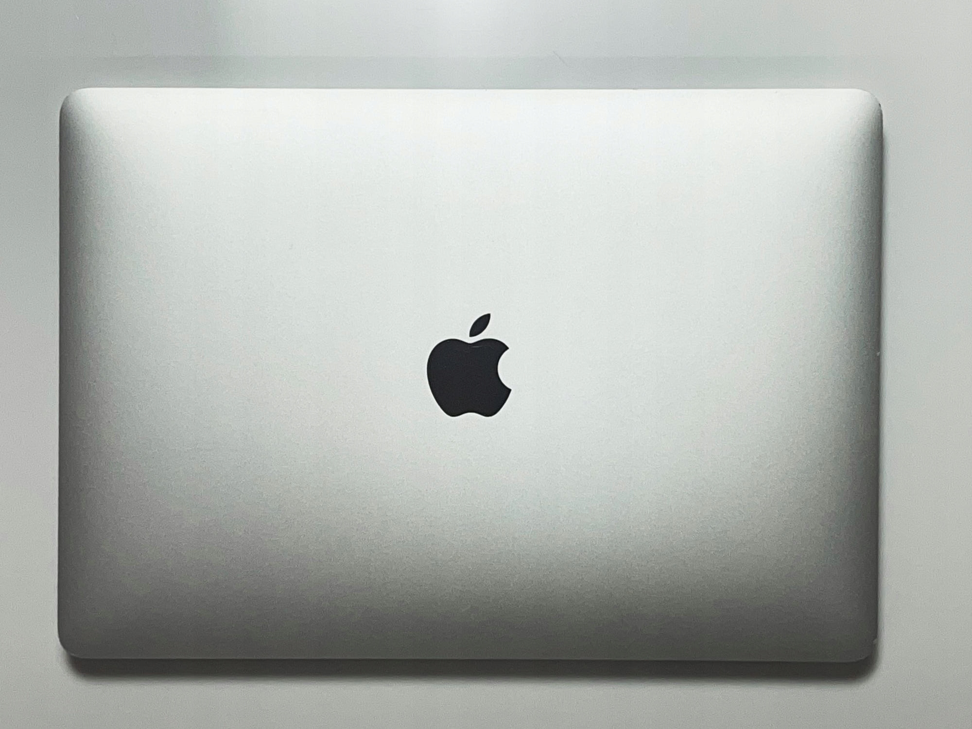 MacBook Pro 13 A1989 2018 Intel Core i5 16 RAM 256 GB