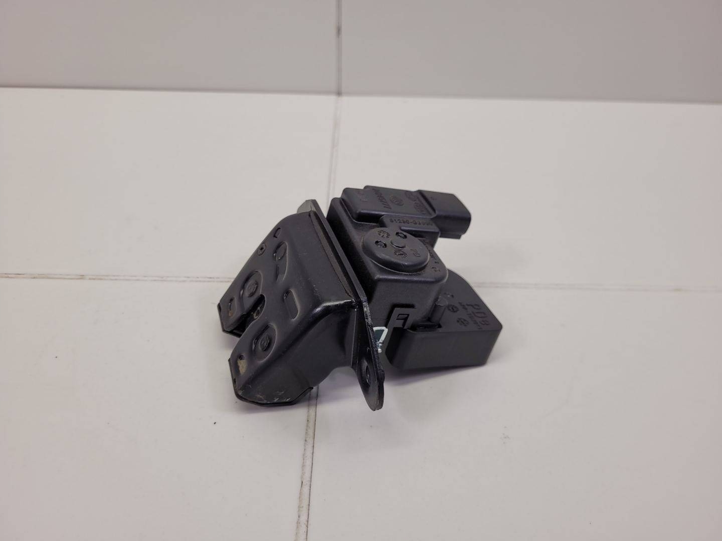 lock bonnet boot Hyundai i30 3 facelift 2020 81230-G3000