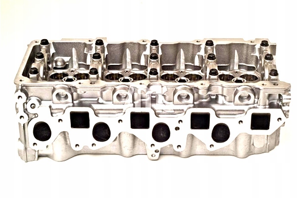 GŁOWICA CYLINDRÓW NISSAN CABSTAR INTERSTAR TERRANO II OPEL MOVANO A Producent części AMC