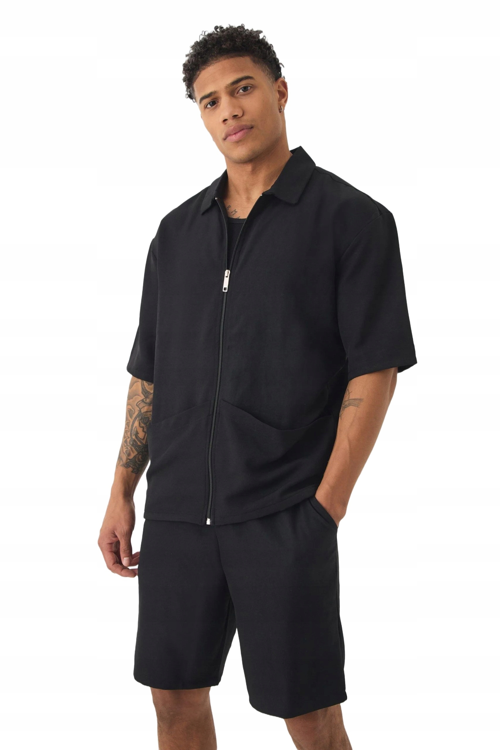 Boohooman Černý Komplet Pánská Košile Se Zipem A Šortky Z3A