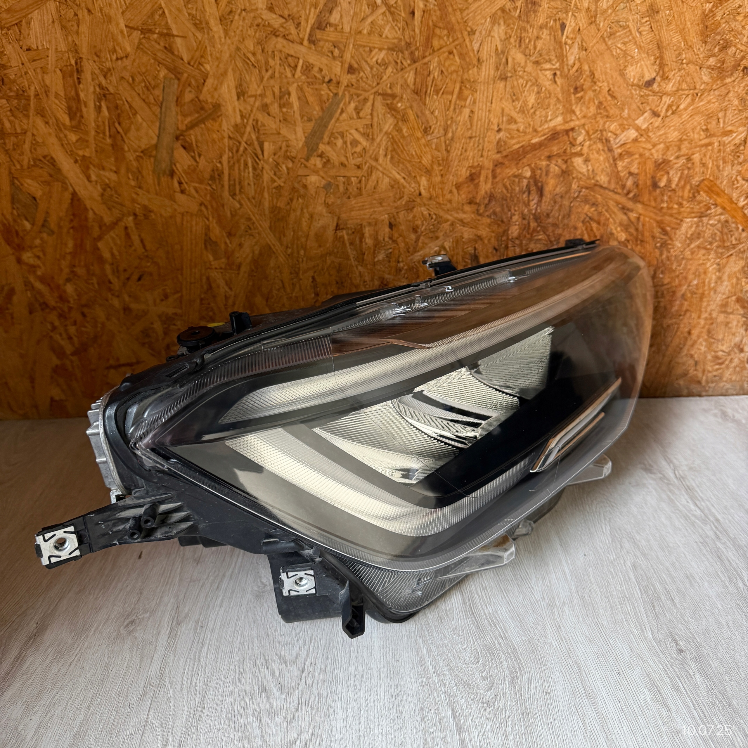 light left right lights front KOMPLET VW VOLKSWAGEN TAIGO 2G7 FULL LED