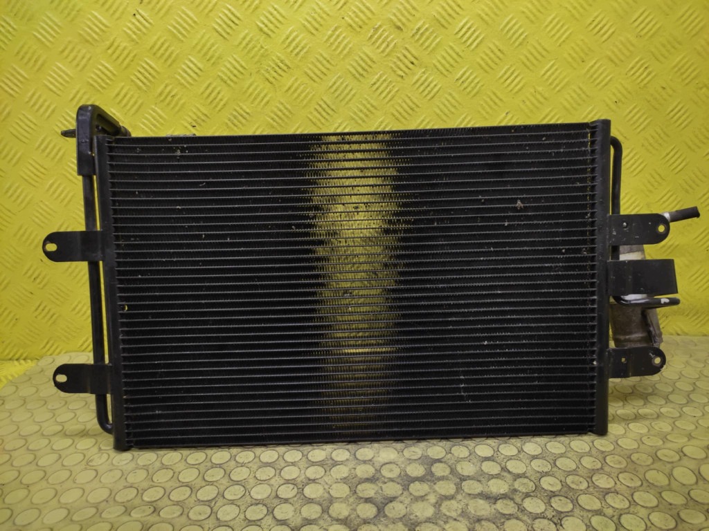 SEAT LEON et 1.9 TDI Radiateur climatisation