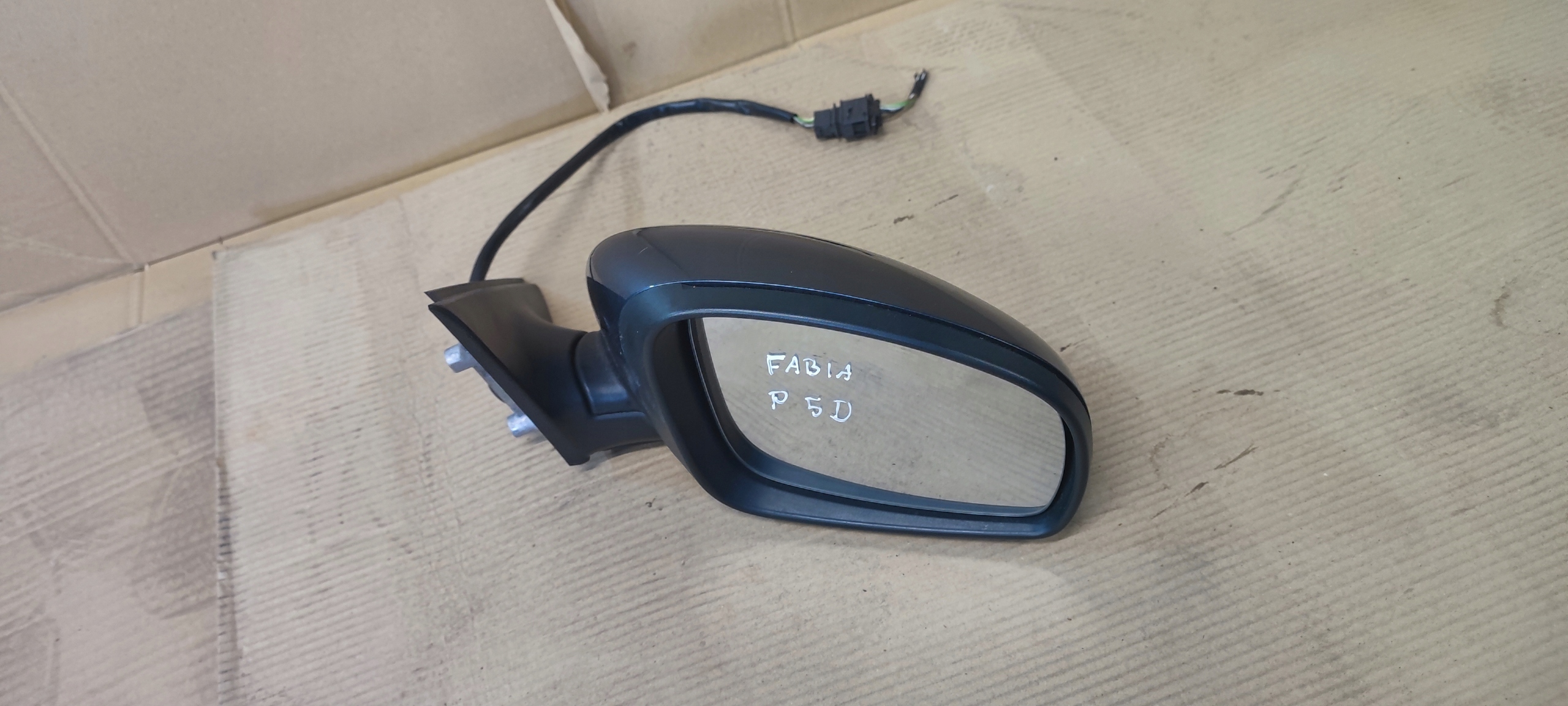 SKODA FABIA II 07-10r. mirror right electrics 5 PIN 9153