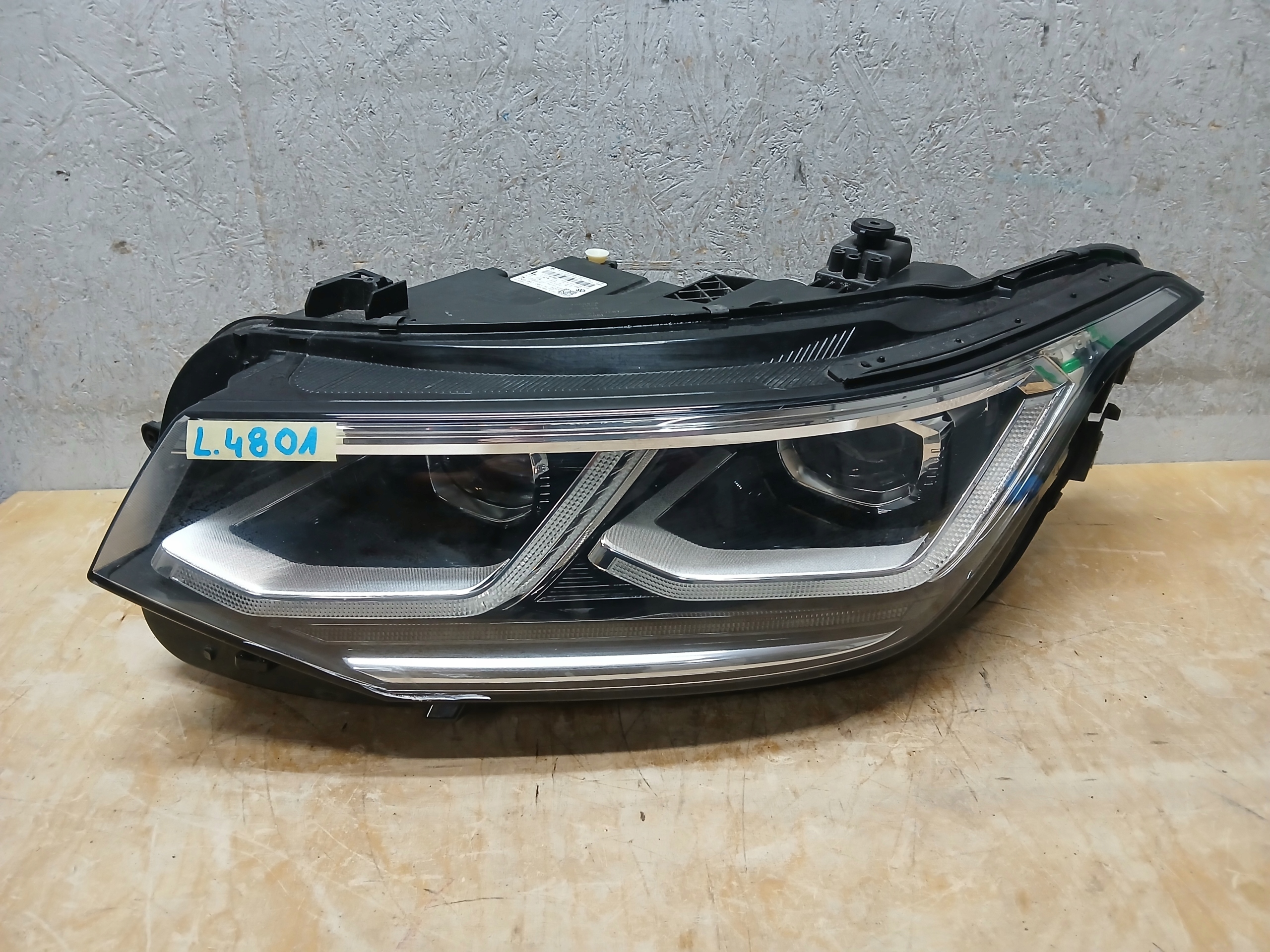 light front left VW TIGUANN II 2 LIFT 19- FULL LED 5NB941081H