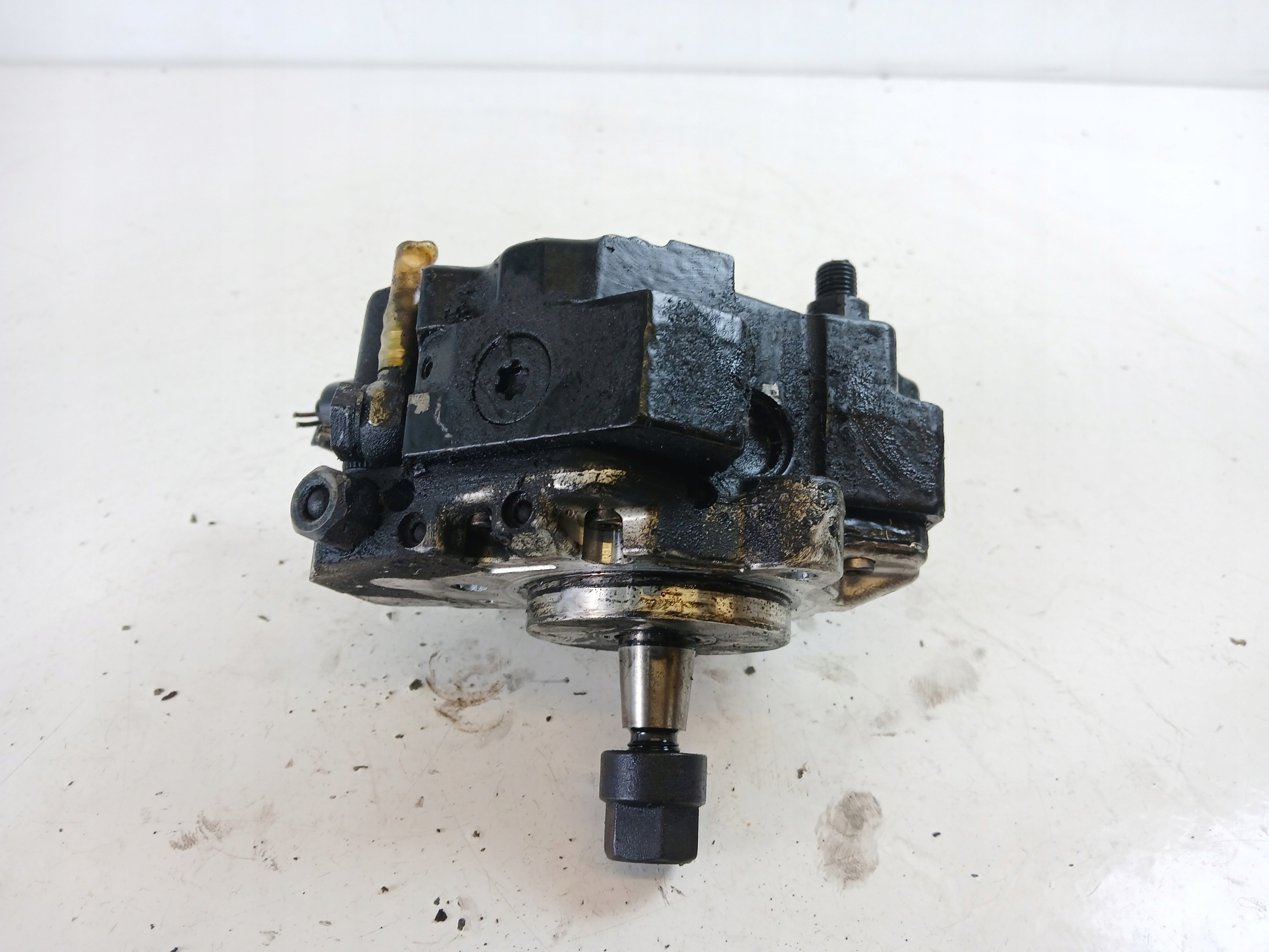 BMW E90 E91 E87 E81 E46 2.0 D Einspritzpumpe 7788670