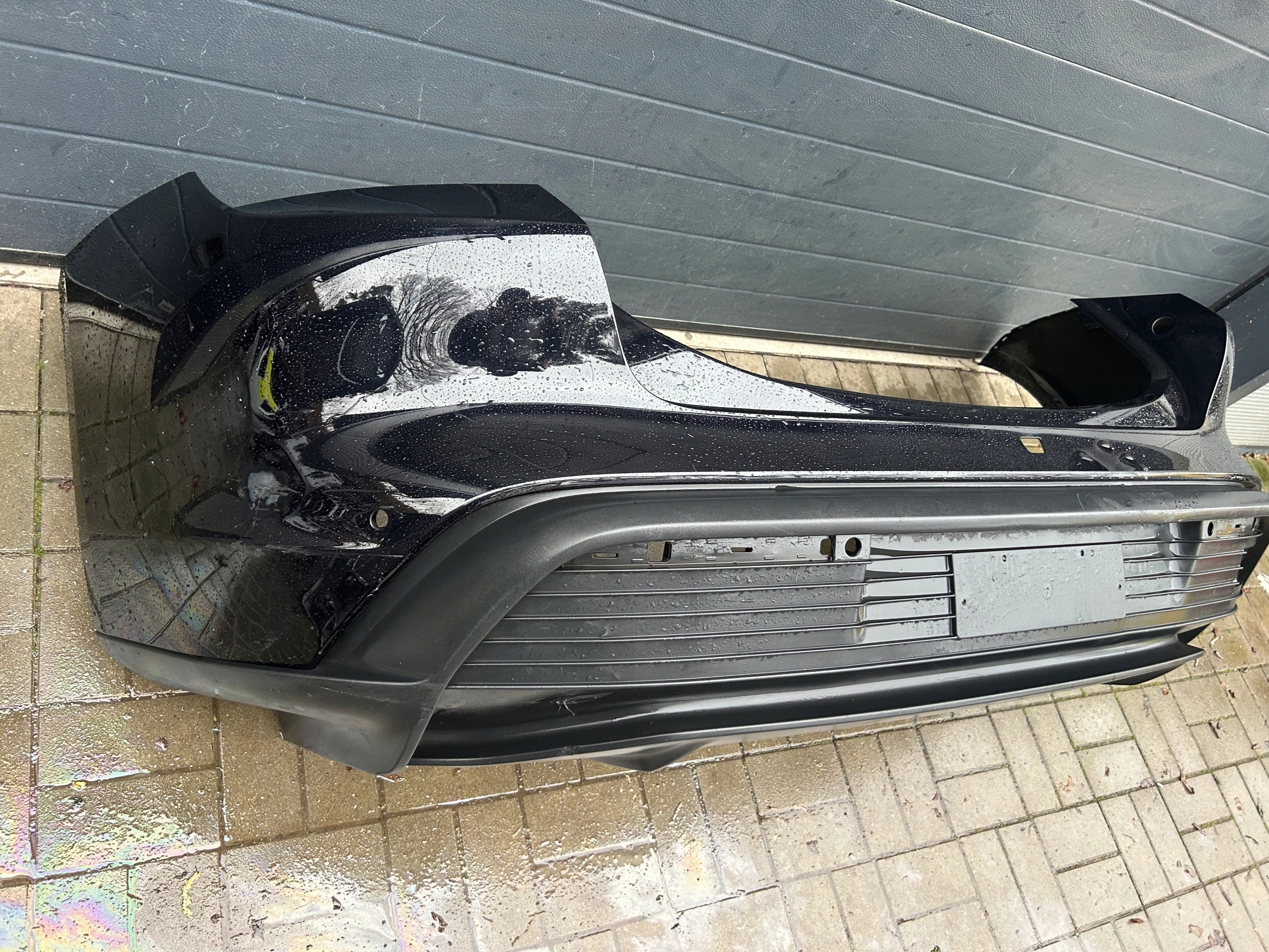 Porsche 9J Taycan bumper rear part rear 9J1807983F