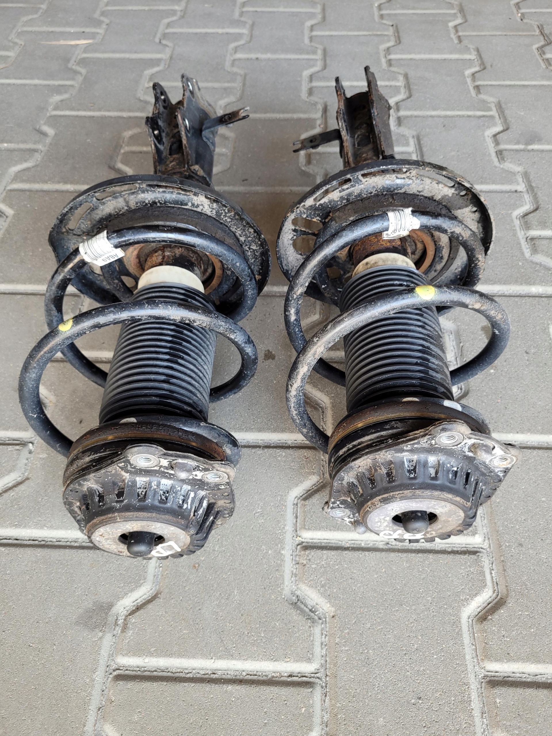 shock absorber front front right 84155686 OPEL INSIGNIA B 1.6 D CDTI