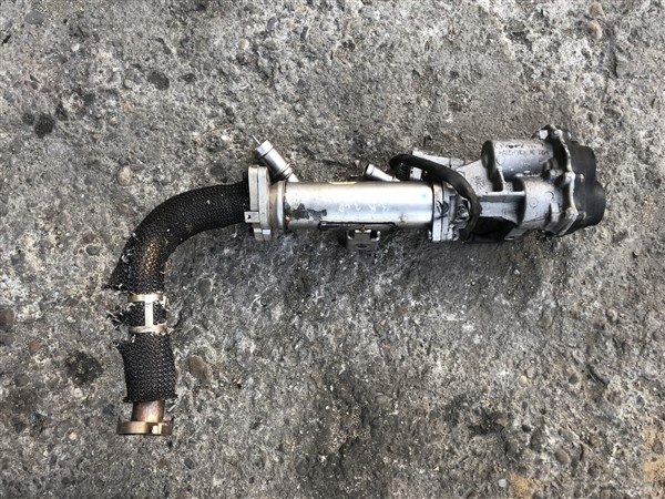 ZAWÓR EGR CHŁODNICZKA RANGE ROVER SPORT L320 3.6 D DIESEL 6H4Q9Y493CC