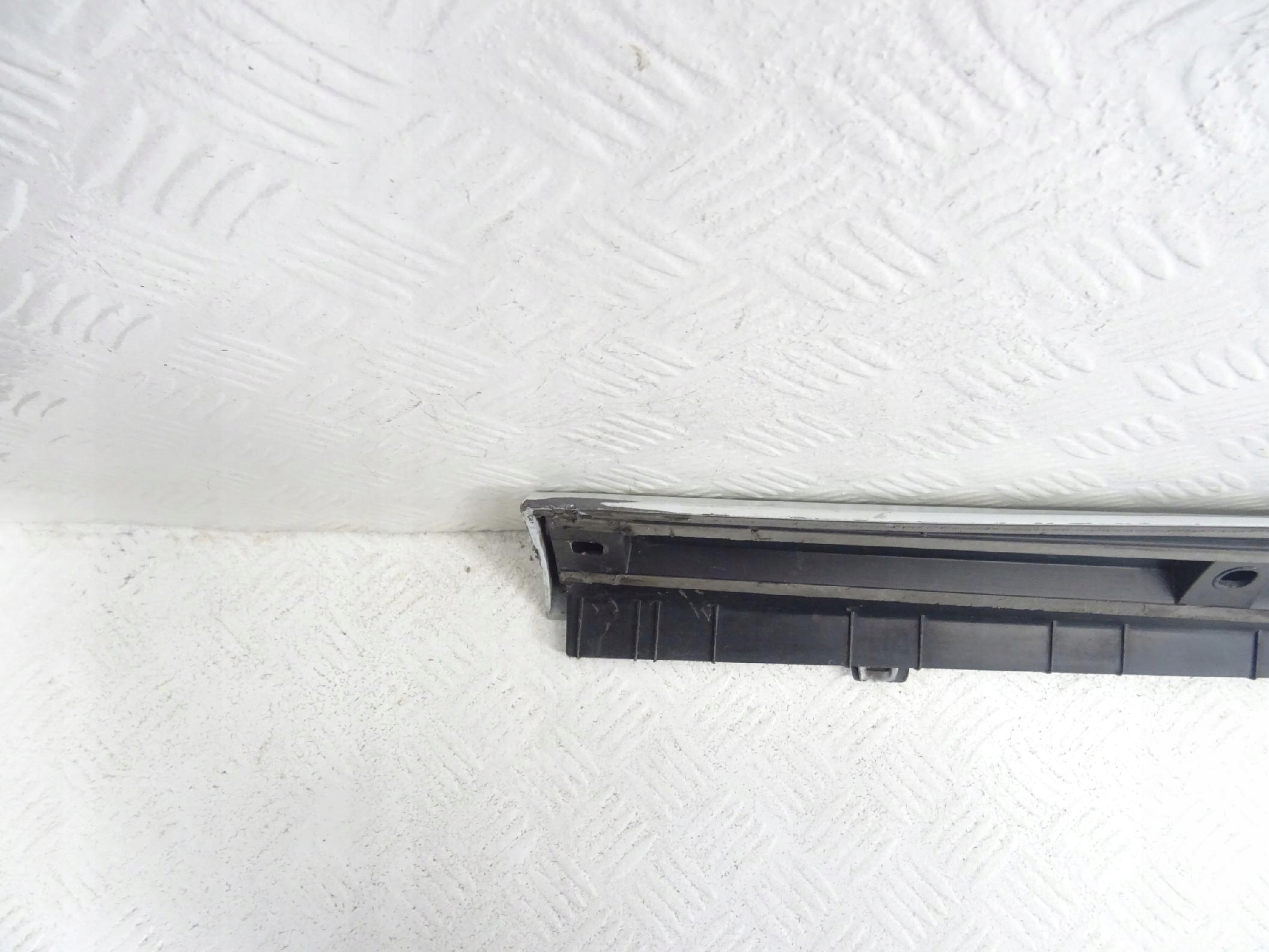 Audi A3 8V3 S-LINE 3 door moulding threshold left
