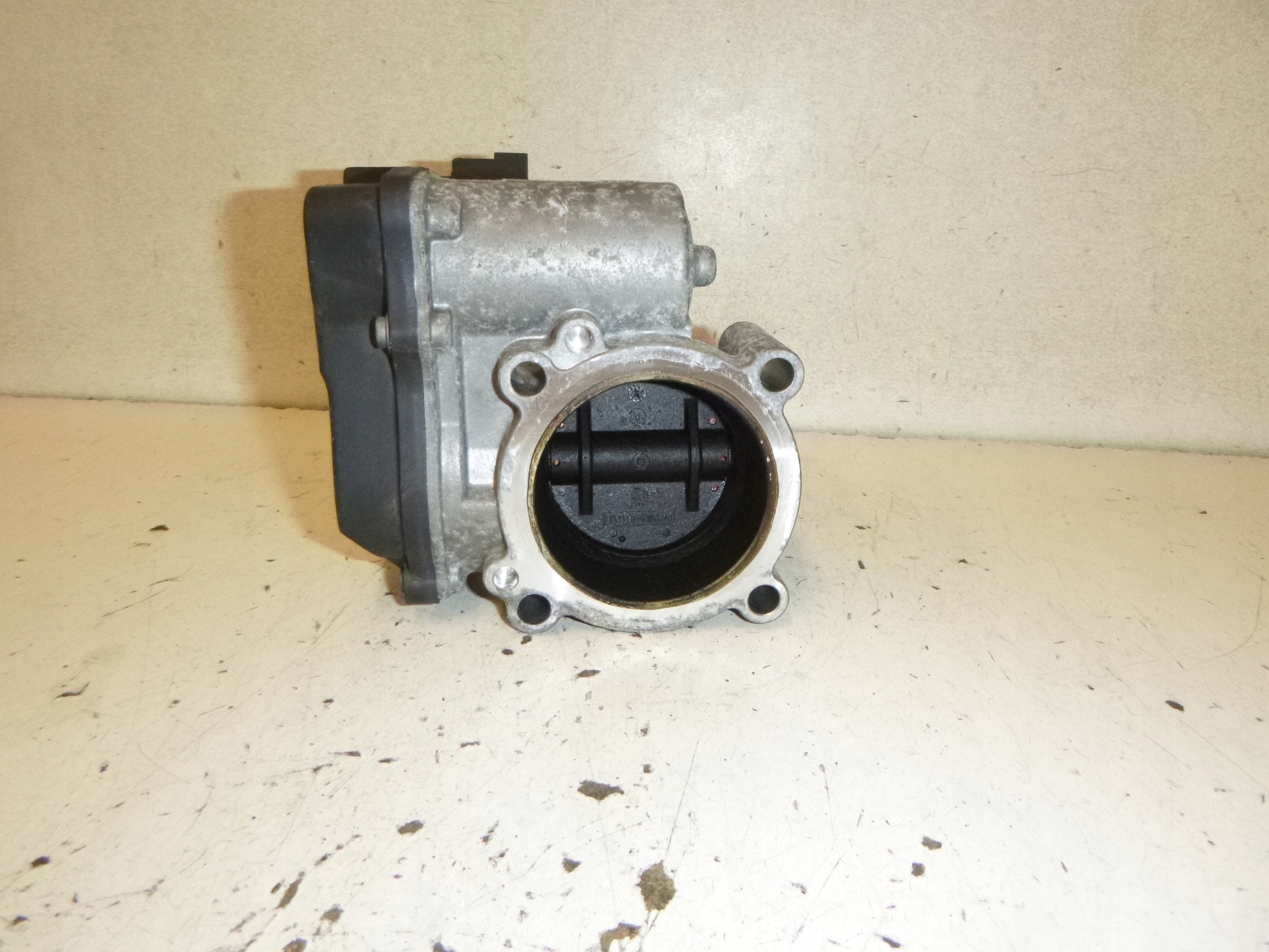 Valvola a farfalla Volkswagen Golf V 1.4 BUD 2006r. 03C133062c