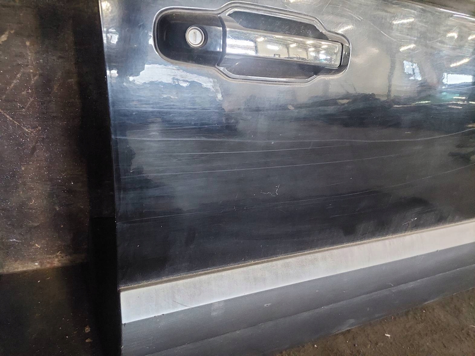 door complete right front KIA SORENTO and YC