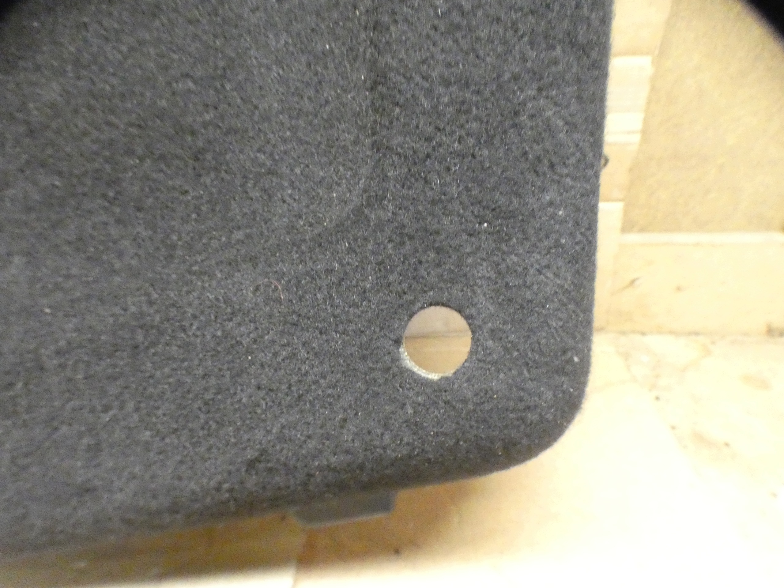 plato boot rear part JEEP AVENGER