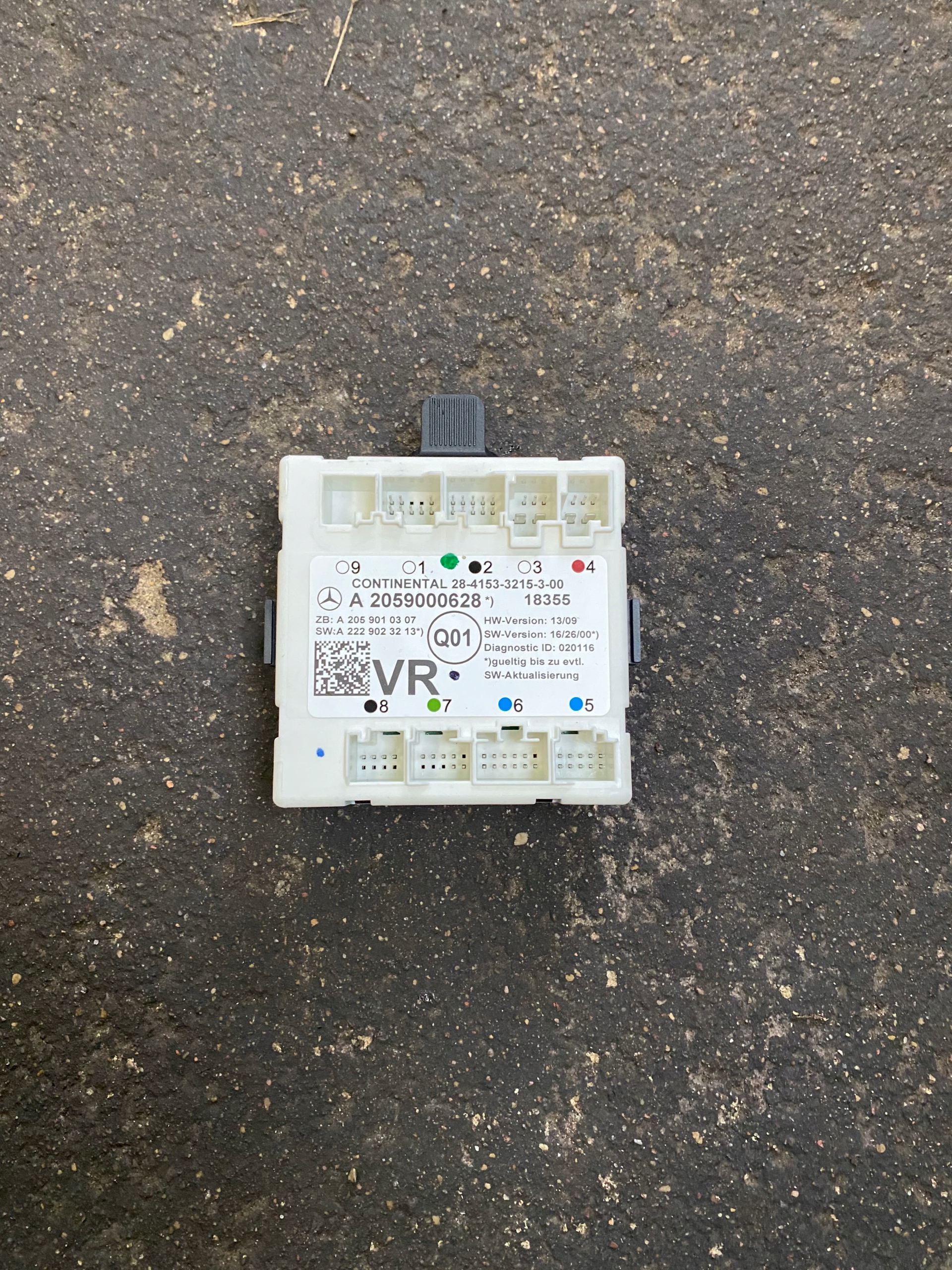 MERCEDES GLC 253 МОДУЛЬ УПРАВЛЕНИЯ ДВЕРЬЮ 2059000628