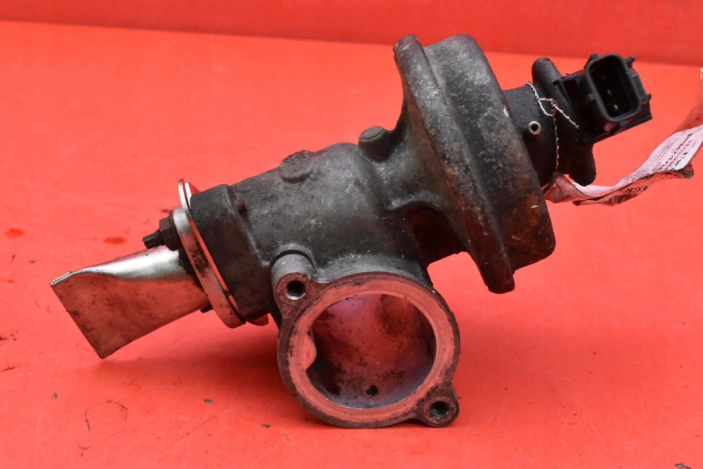 EGR valve FORD TRANSIT 5 V 2.0 TD 85 KM 00-06