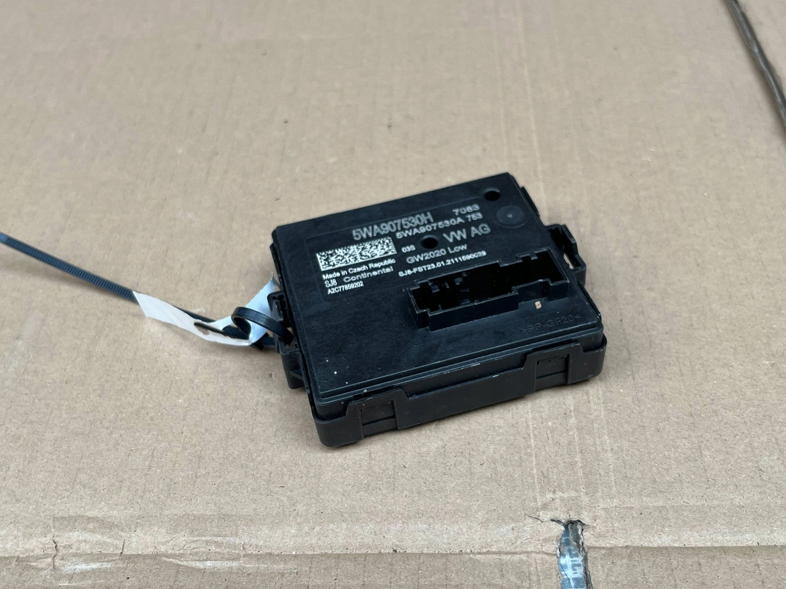 control unit GATEWAY VW AUDI SKODA 5WA907530H !J